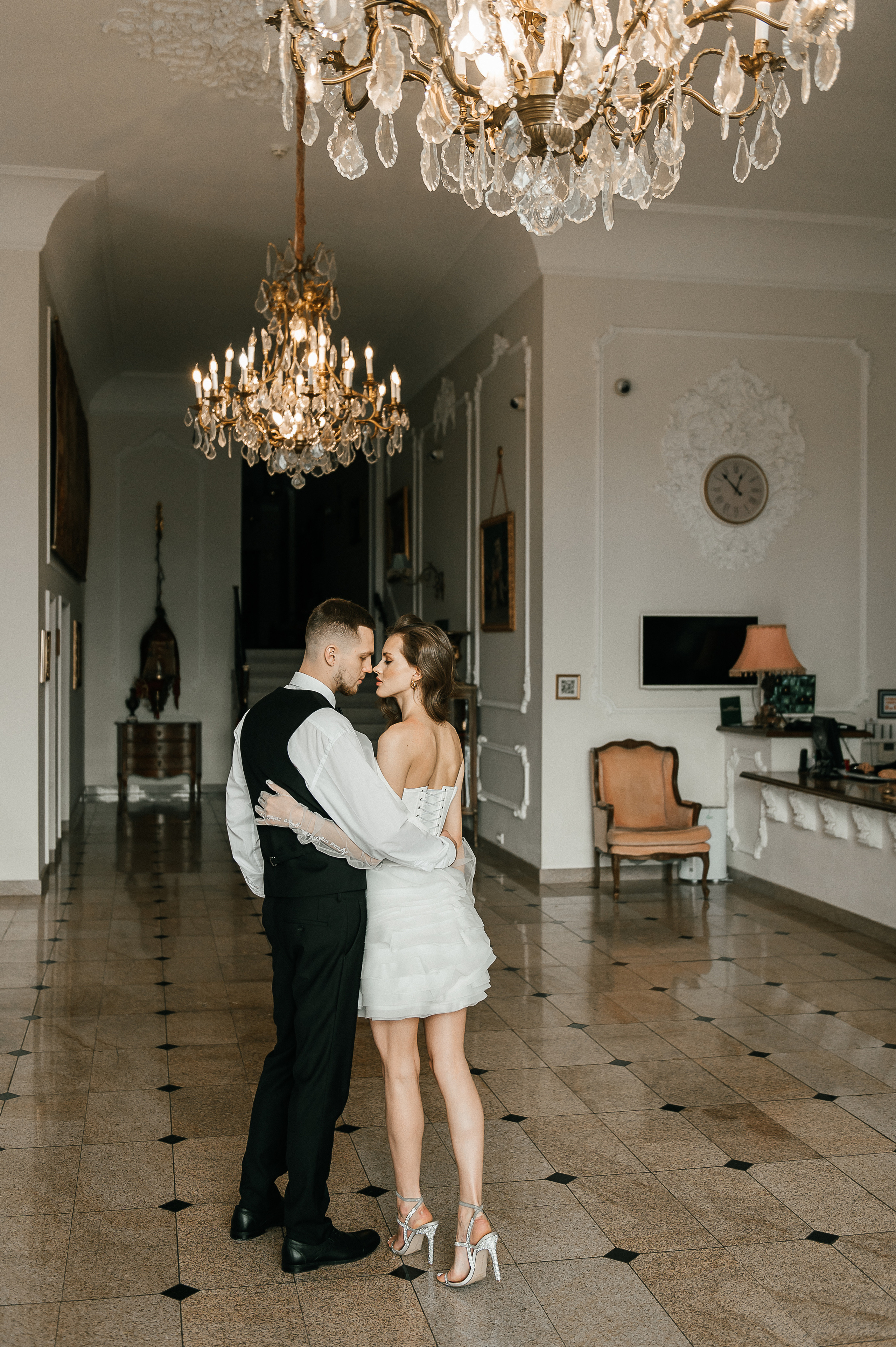 Свадебная фотосессия в бутик-отеле. Екатерина Бакурова — контент фотограф, женский фотограф в Краснодаре