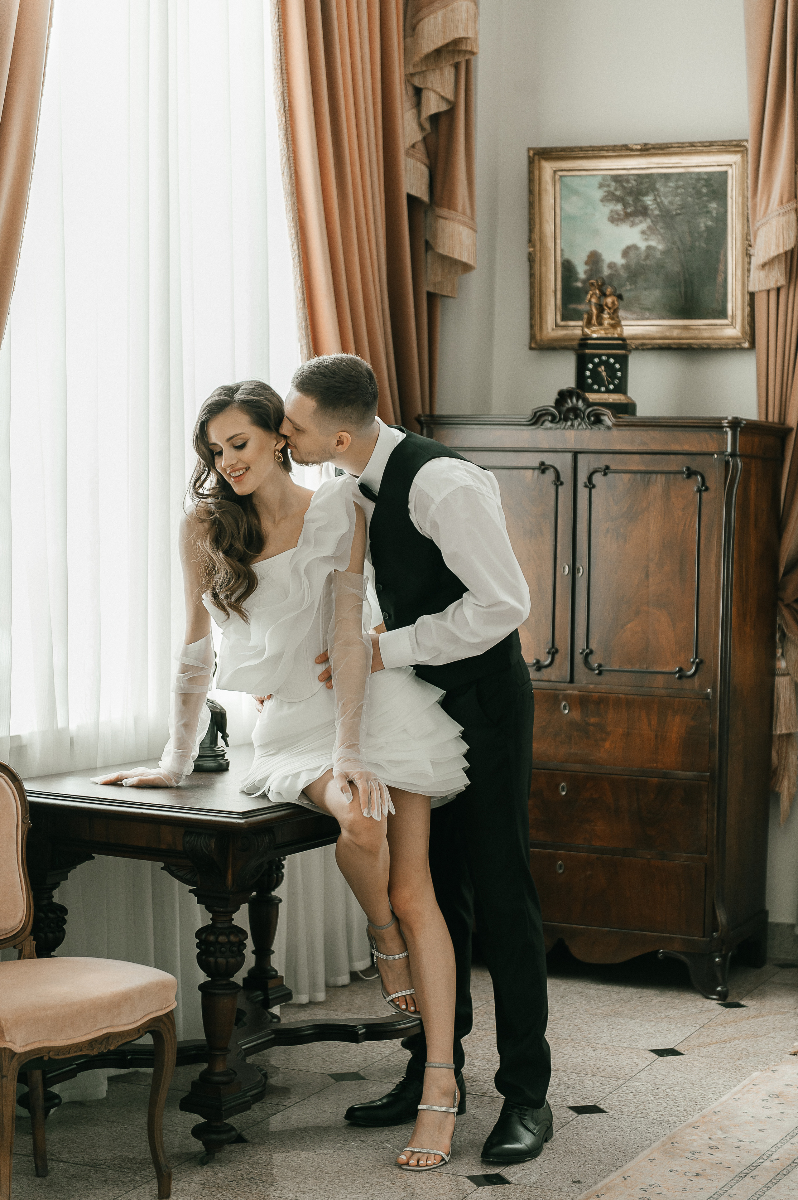 Свадебная фотосессия в бутик-отеле. Екатерина Бакурова — контент фотограф, женский фотограф в Краснодаре