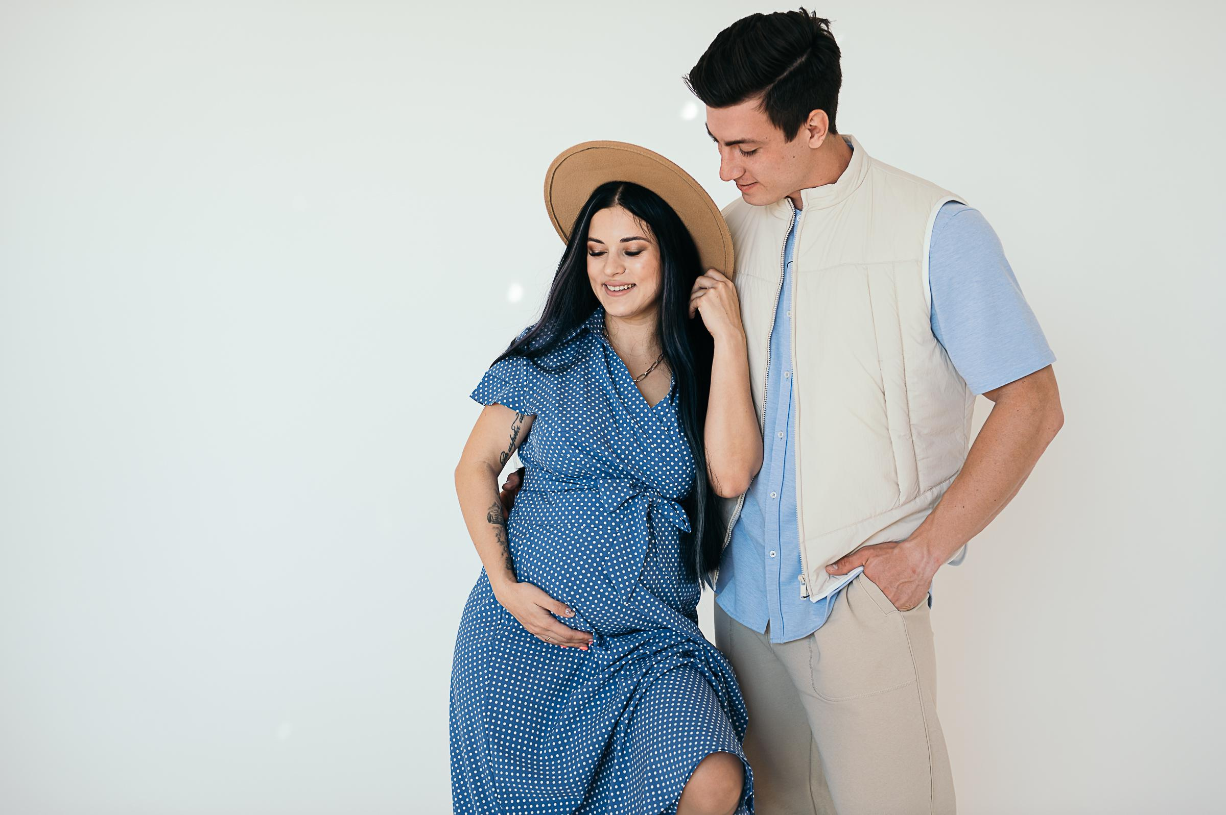 Семья в студии. Екатерина Бакурова — контент фотограф, женский фотограф в Краснодаре