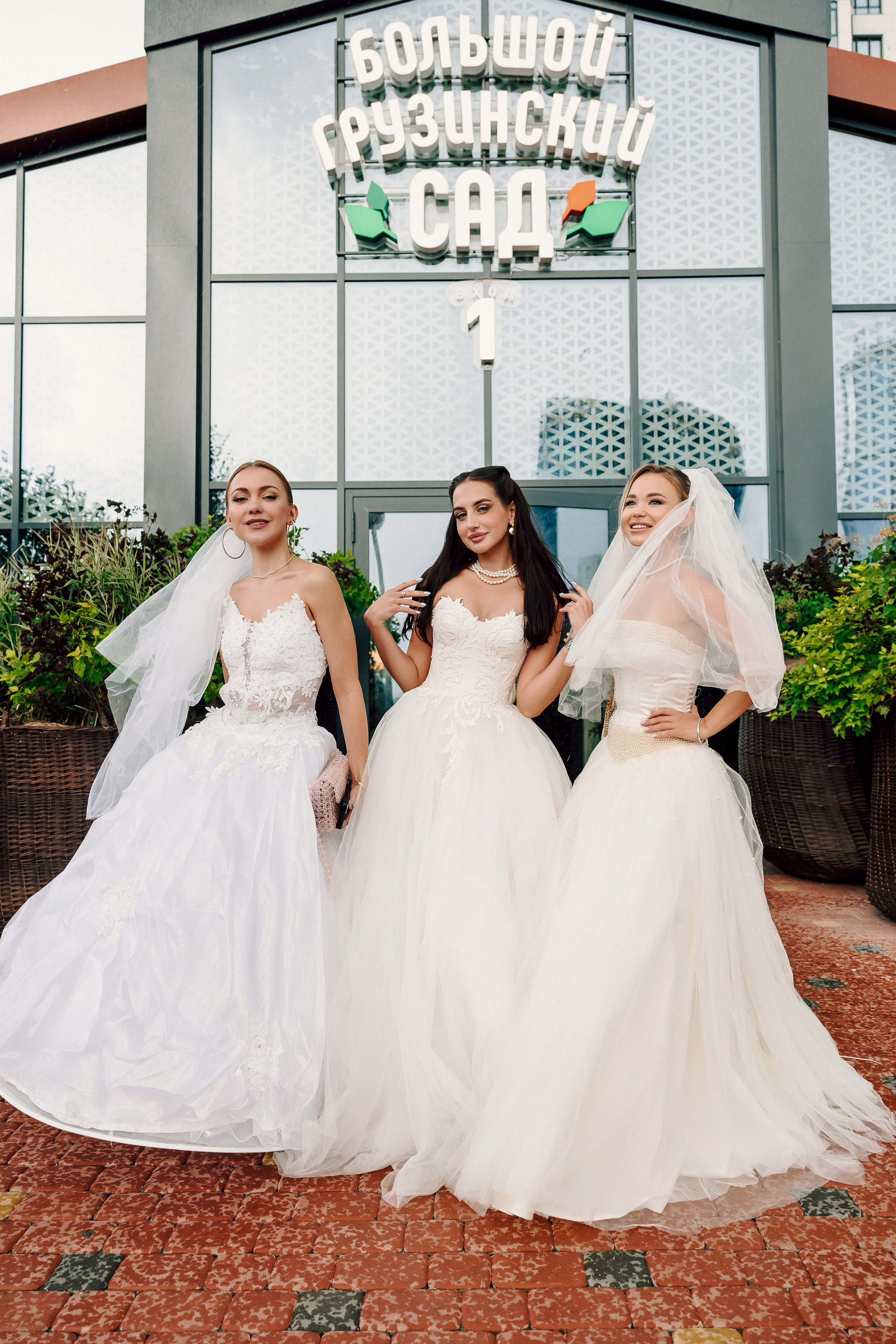 Проект — Девочки хотят хинкали. Лёшка Варзегов — фотограф