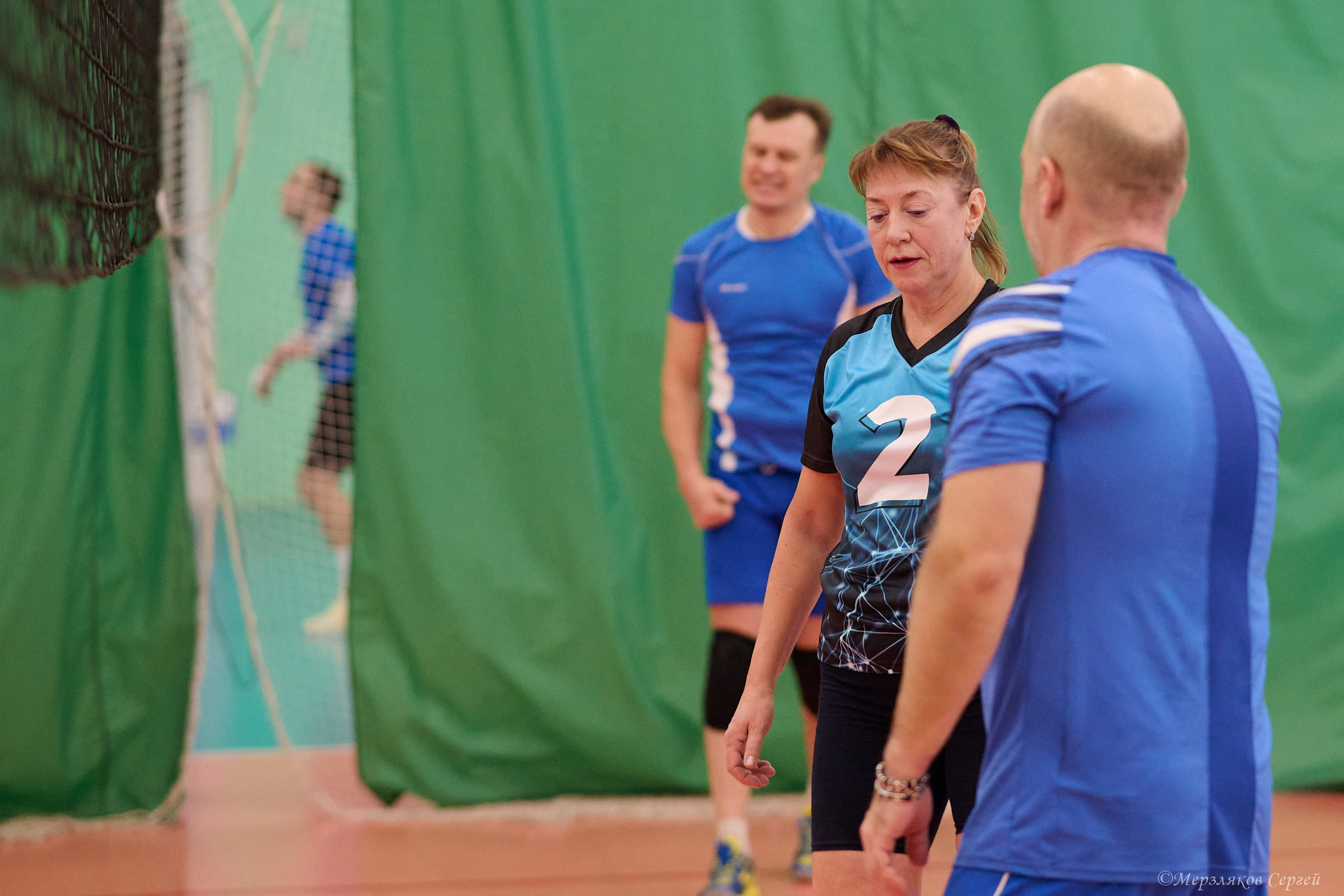 Новогодний волейбольный турнир. Ижевск. 16.12.23. Спортивный репортажный фотограф в Ижевске Сергей Мерзляков