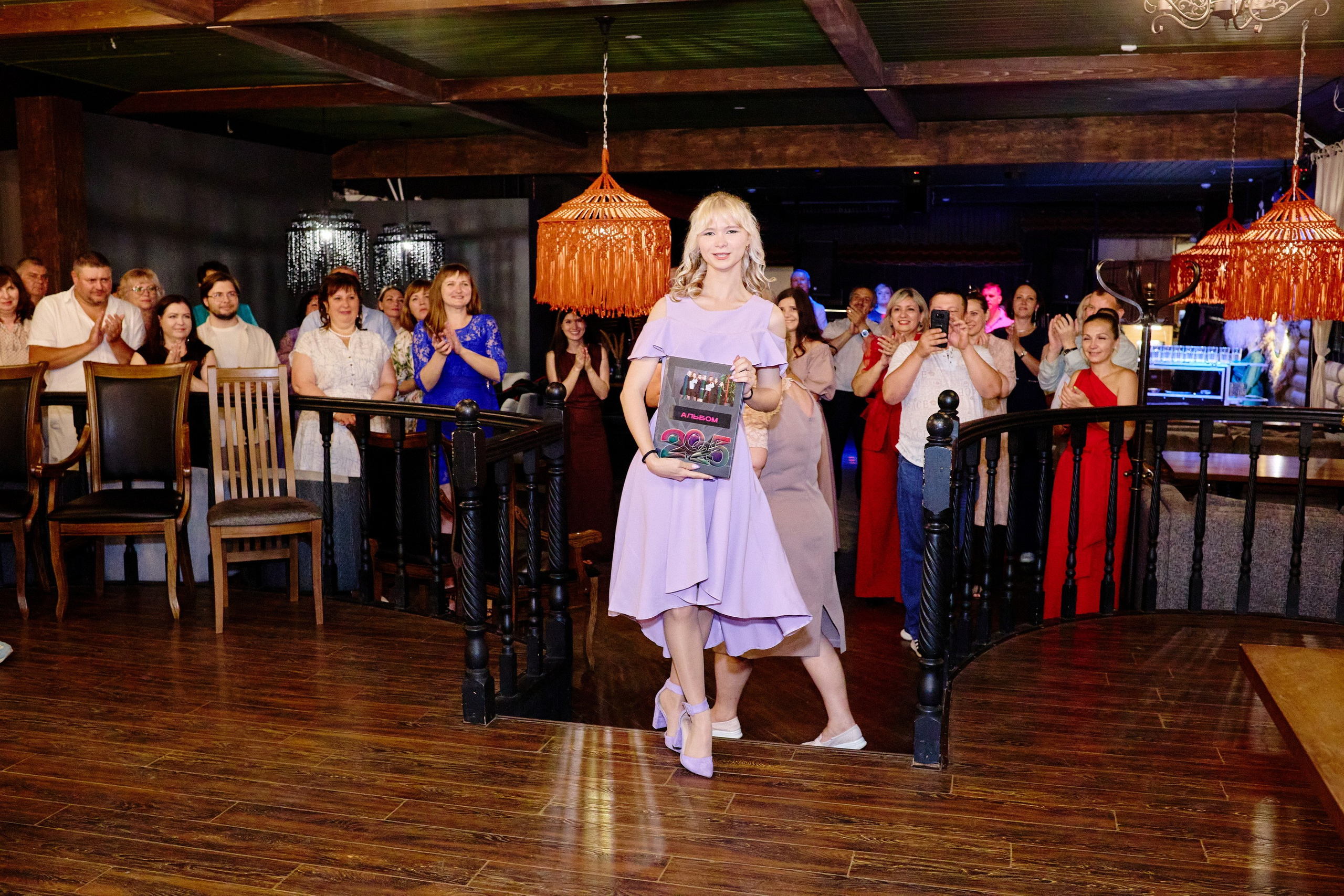 Выпускной 35 Сош. Фотограф Выпускные альбомы Таганрог Сергей Коробченко