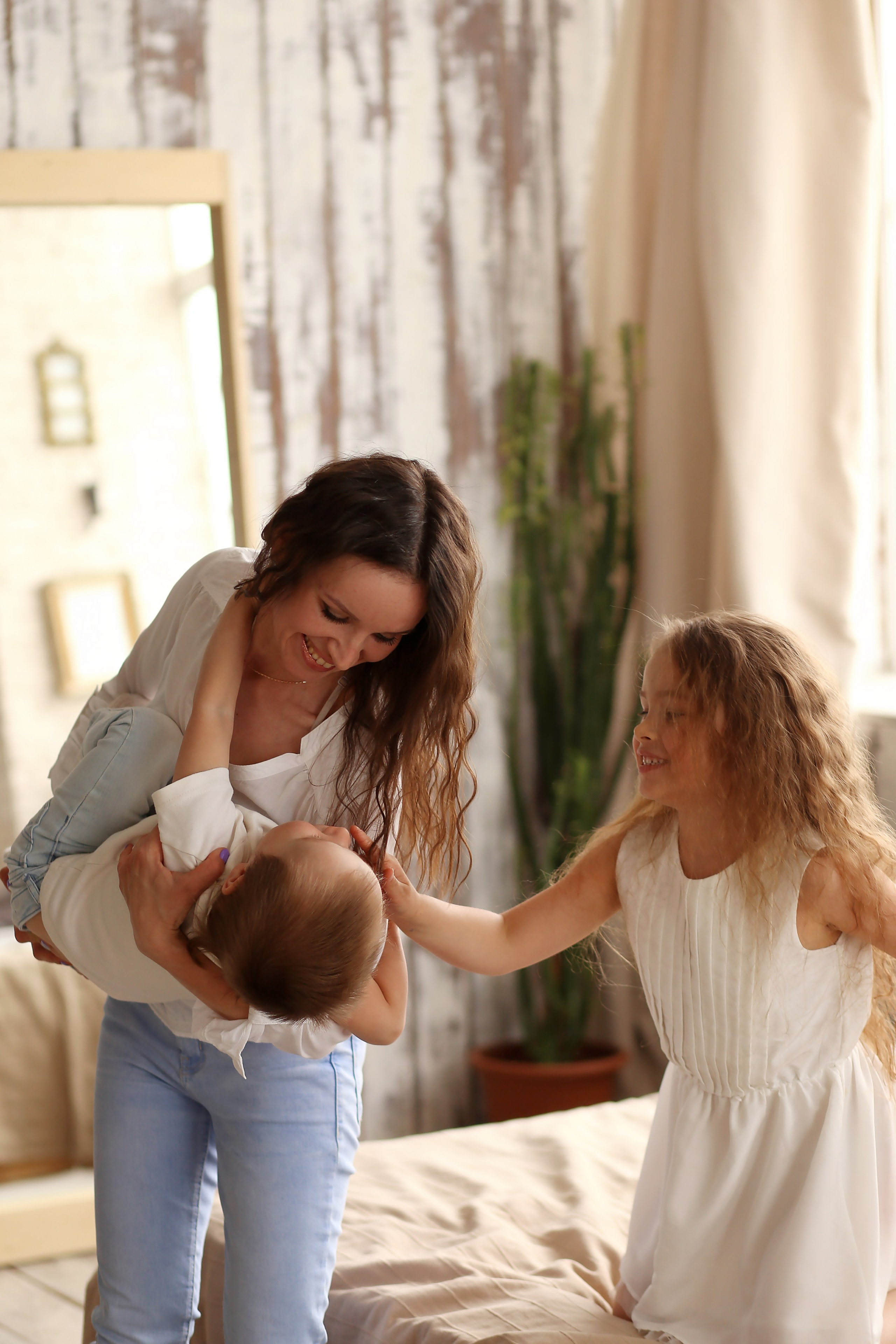 Анна, Линда и Мотя. Семейный фотограф Фотосессия беременности  Екатеринбург Елена Луткова