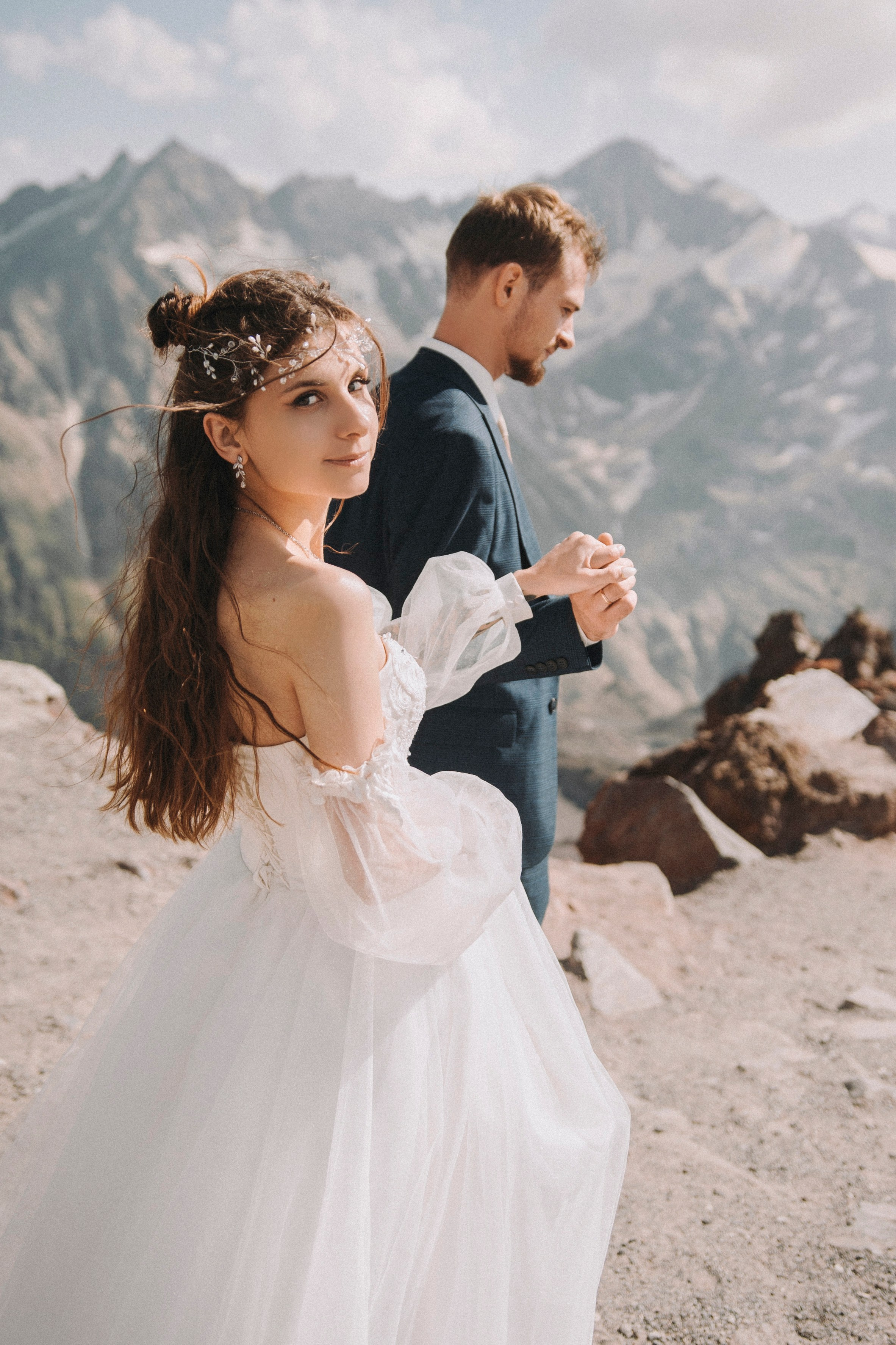 МЕЖДУ НЕБОМ И ЗЕМЛЕЙ. Фотограф Настя Конник | Пятигорск | Эльбрус | Домбай | Архыз | Видеограф КМВ