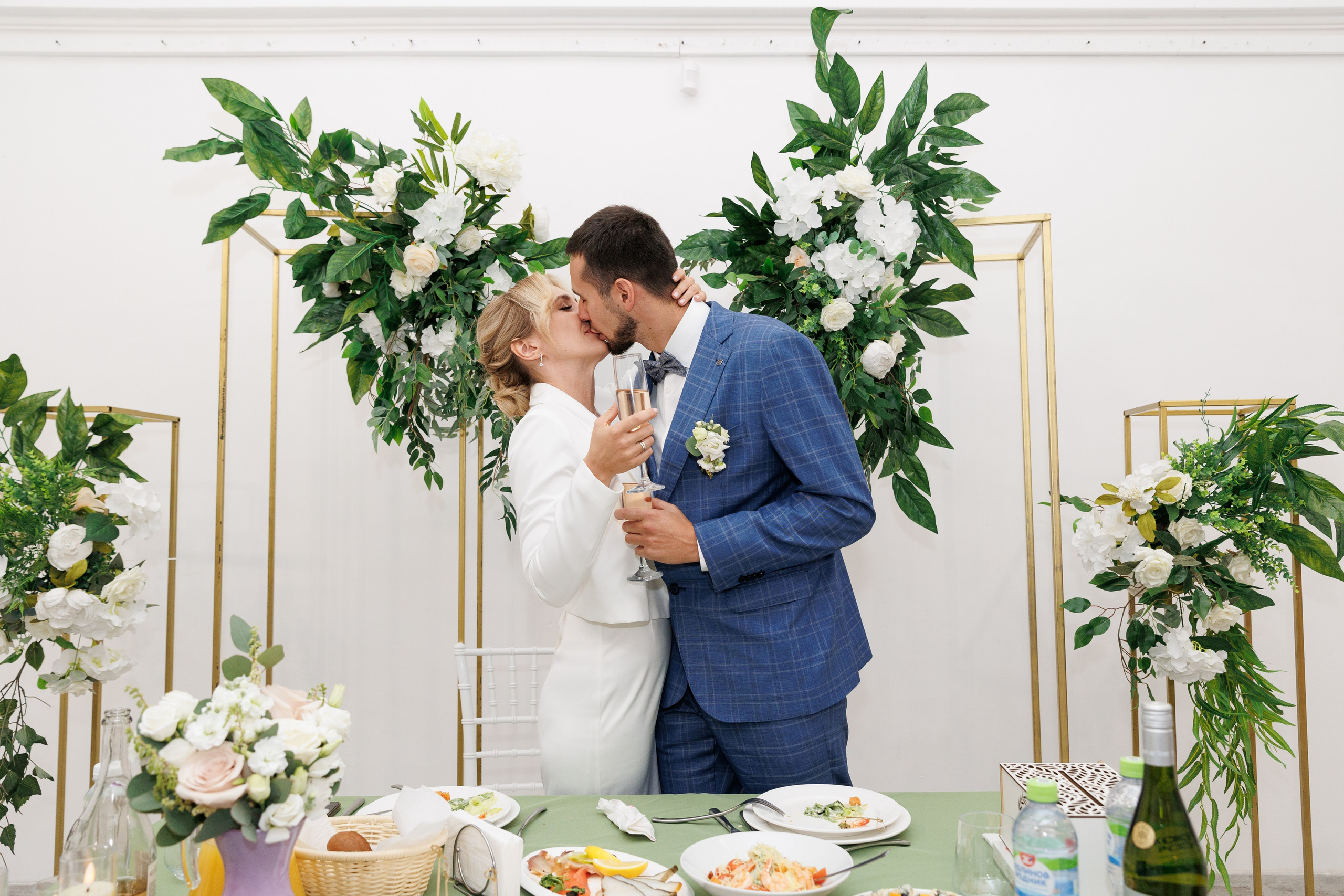 Алина и Павел. Репортажный Фотограф в Москве Юра Гушан