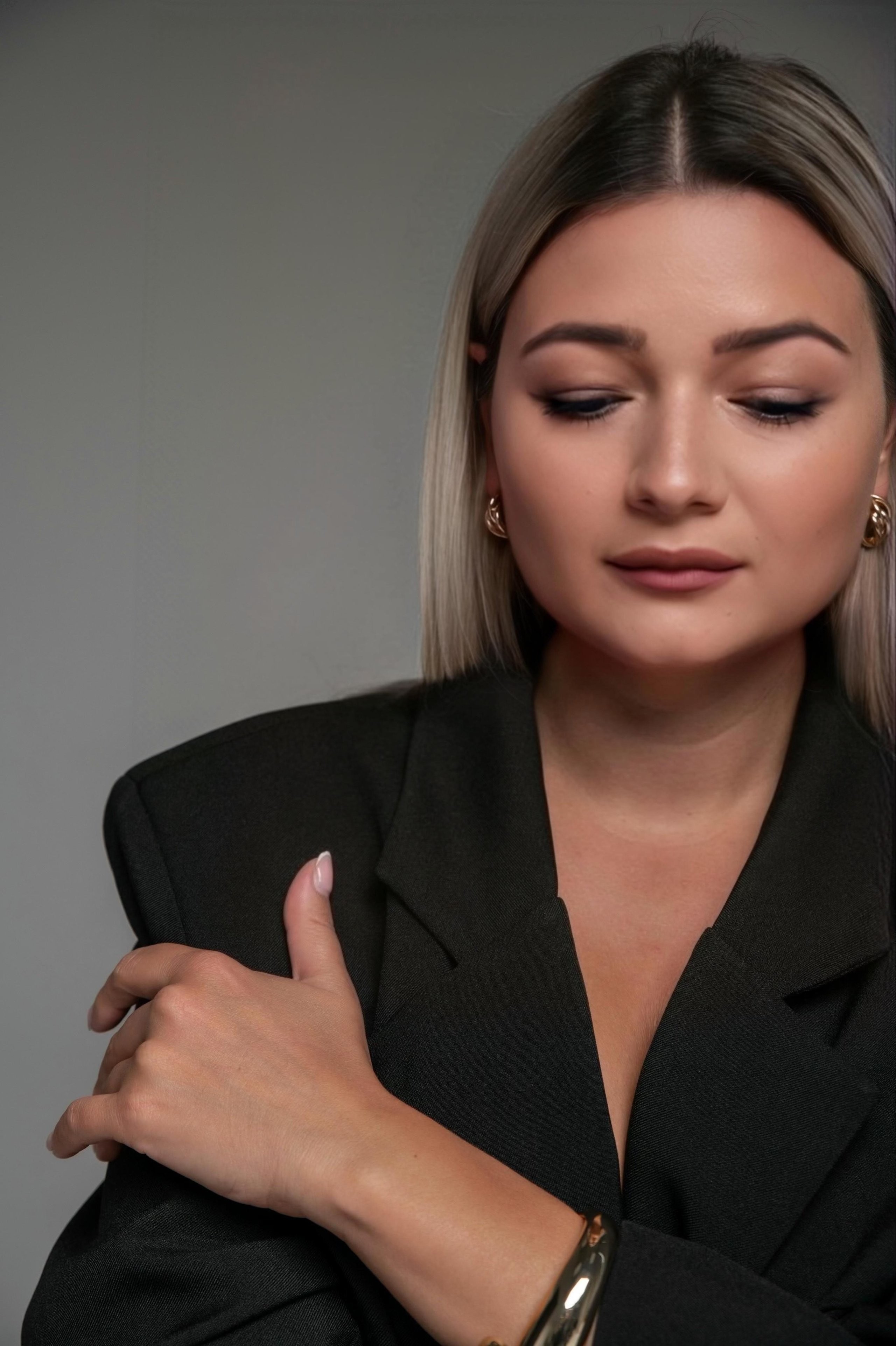 Кристина. Предметный и репортажный фотограф в Москве