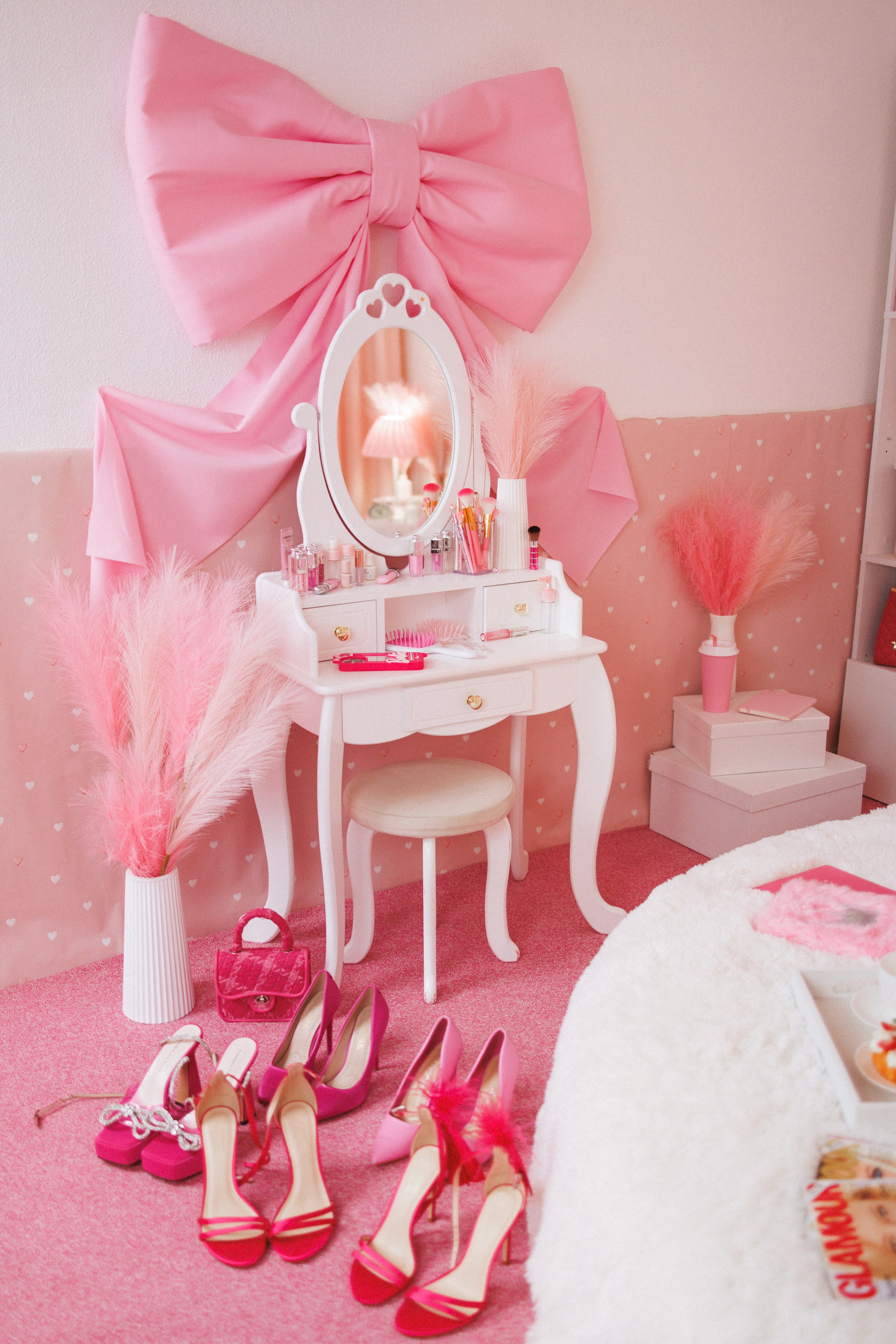 «Розовая комната», фотосессия для девочек, мамы и дочки, сестрёнок или девичник для небольшой компании подружек. Семейный и детский фотограф в Краснодаре Анна Трашкова