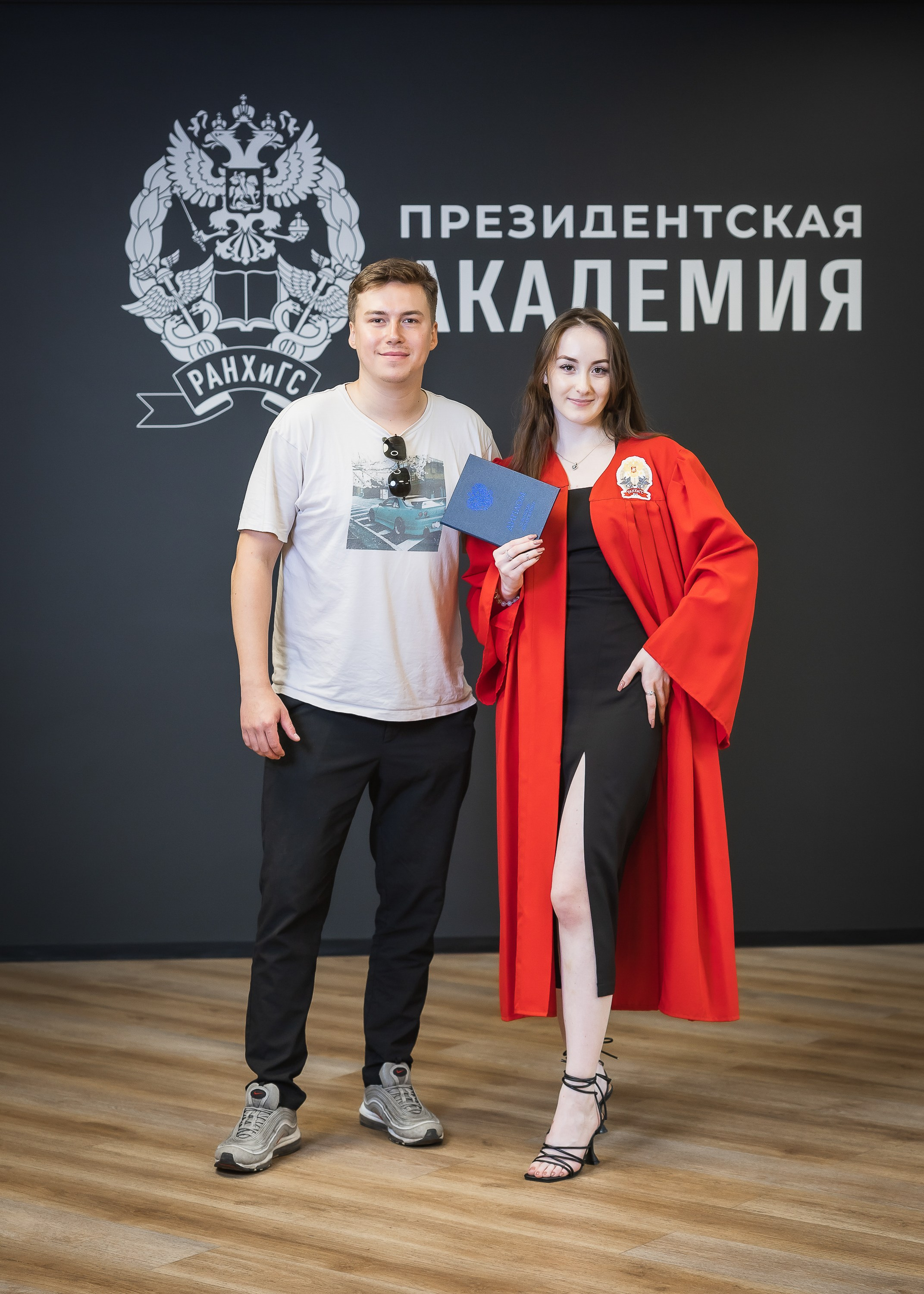 Вручение дипломов об окончании обучения в Президентской академии РАНХиГС. Фотограф Владимир Охрименко