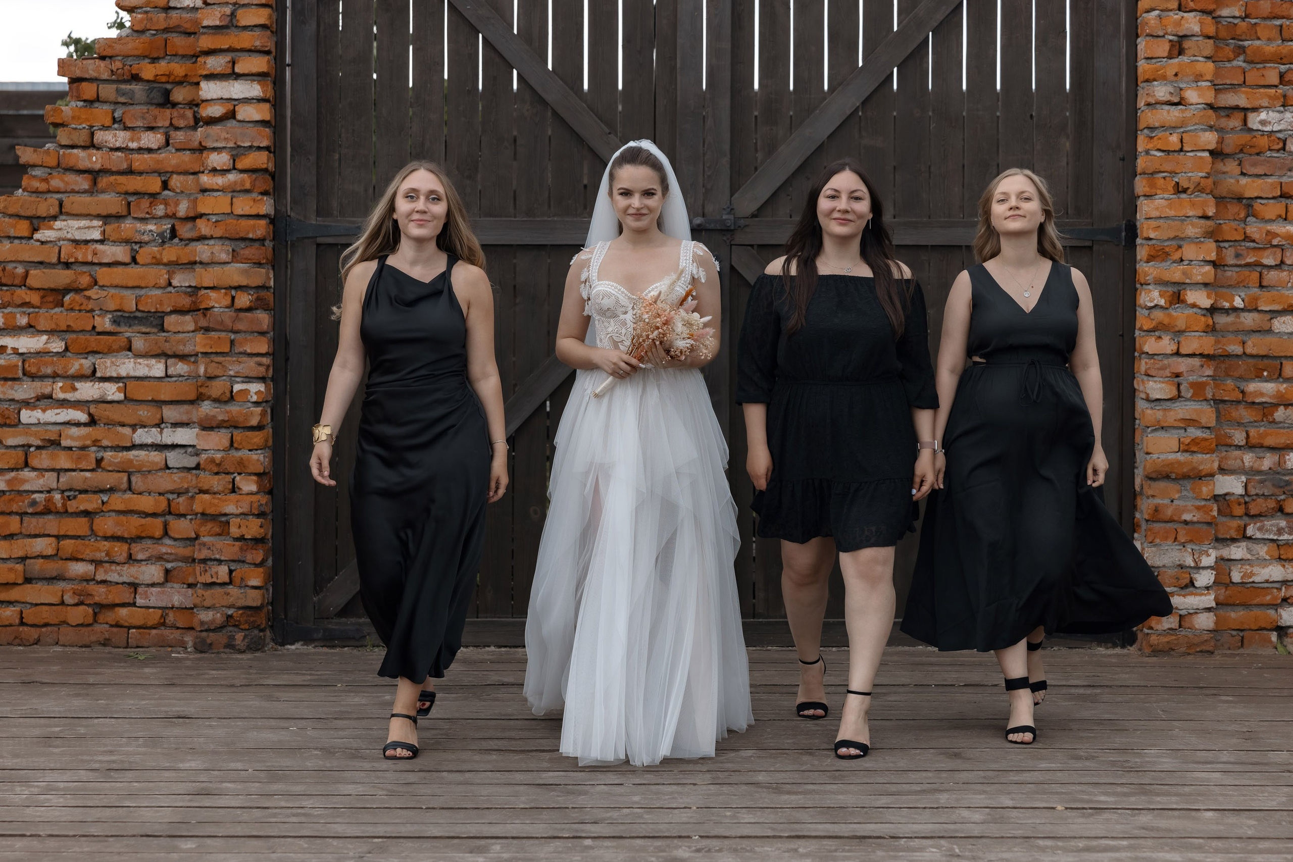 Артем и Вера. Свадебный фотограф и видеограф Юрий и Эля Дубинины