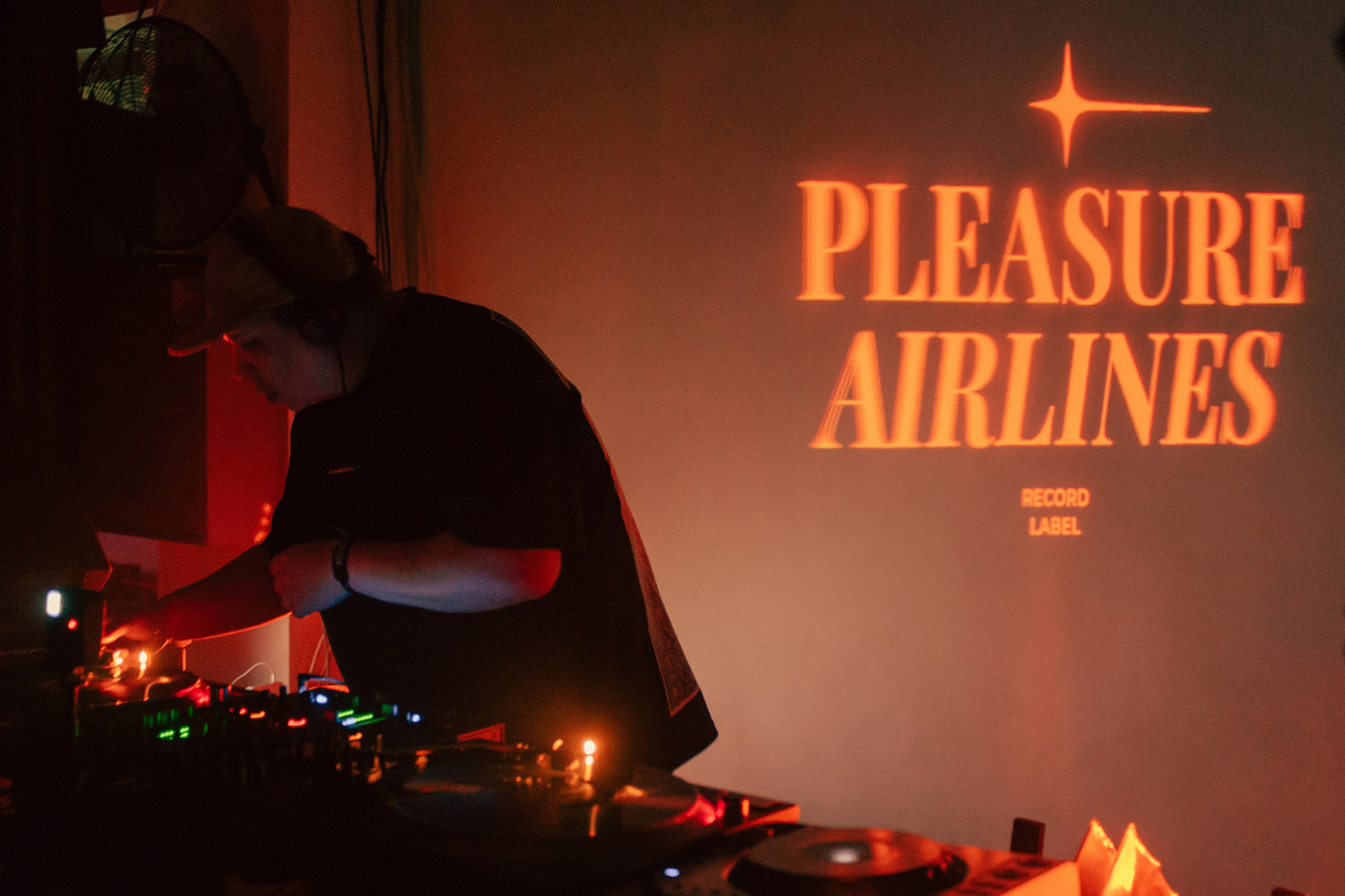 Pleasure Airlines. ИЗО. Фотограф в Челябинске Любовь Денисенко