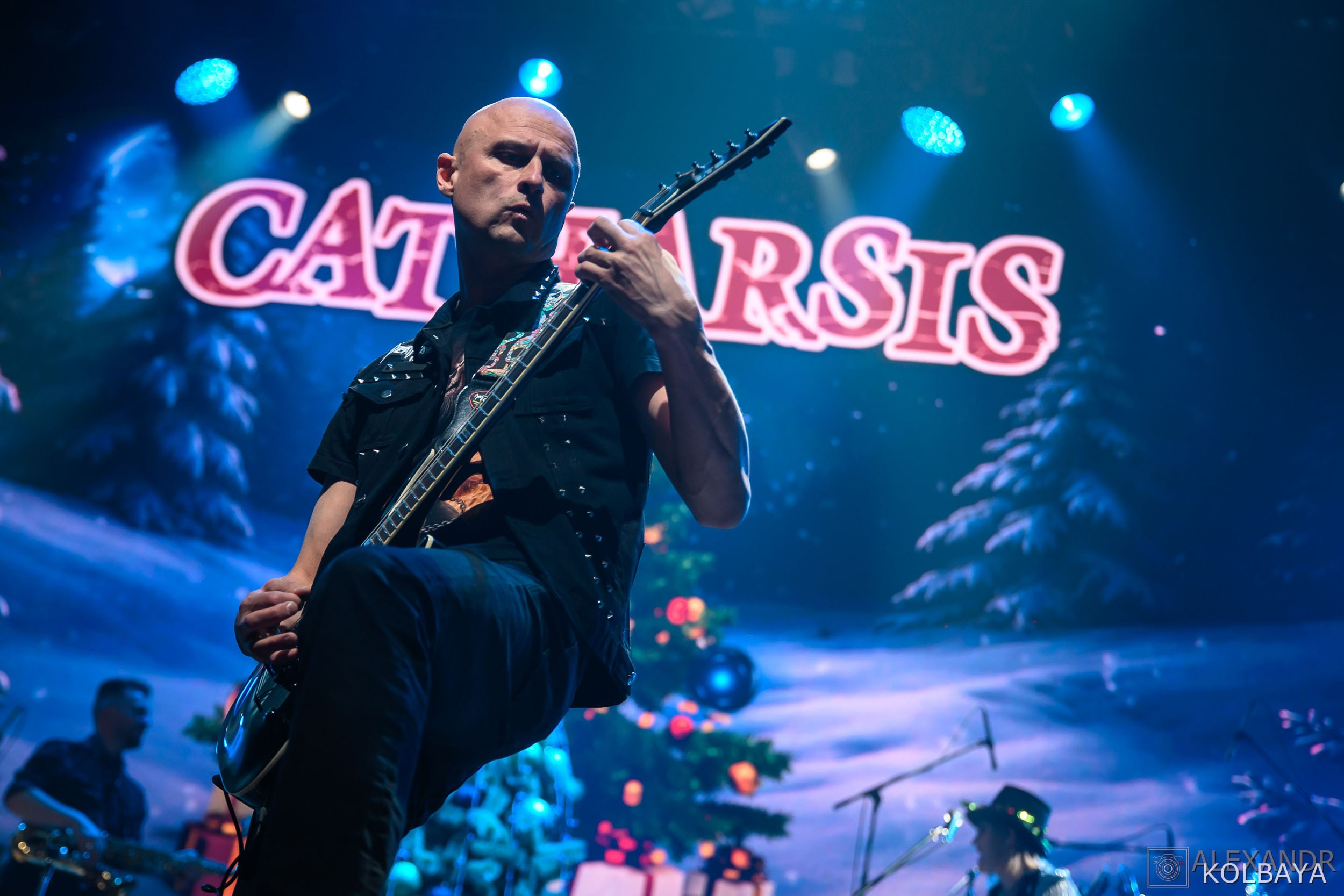 Фоторепортаж с Метал-Елки 2026. Концертный и театральный репортажный фотограф в Москве Александр Колбая