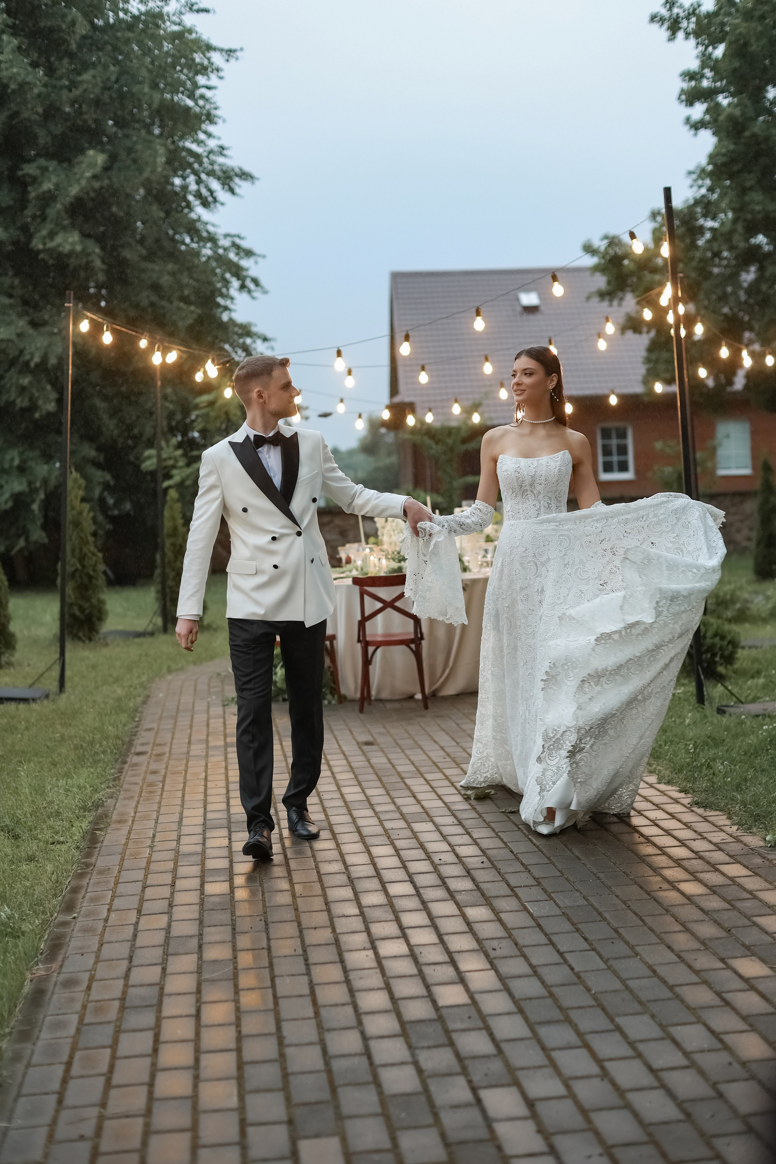 Кирилл и Виктория. Свадебные фотограф и видеограф в Минске Голдосовы Марина и Вадим