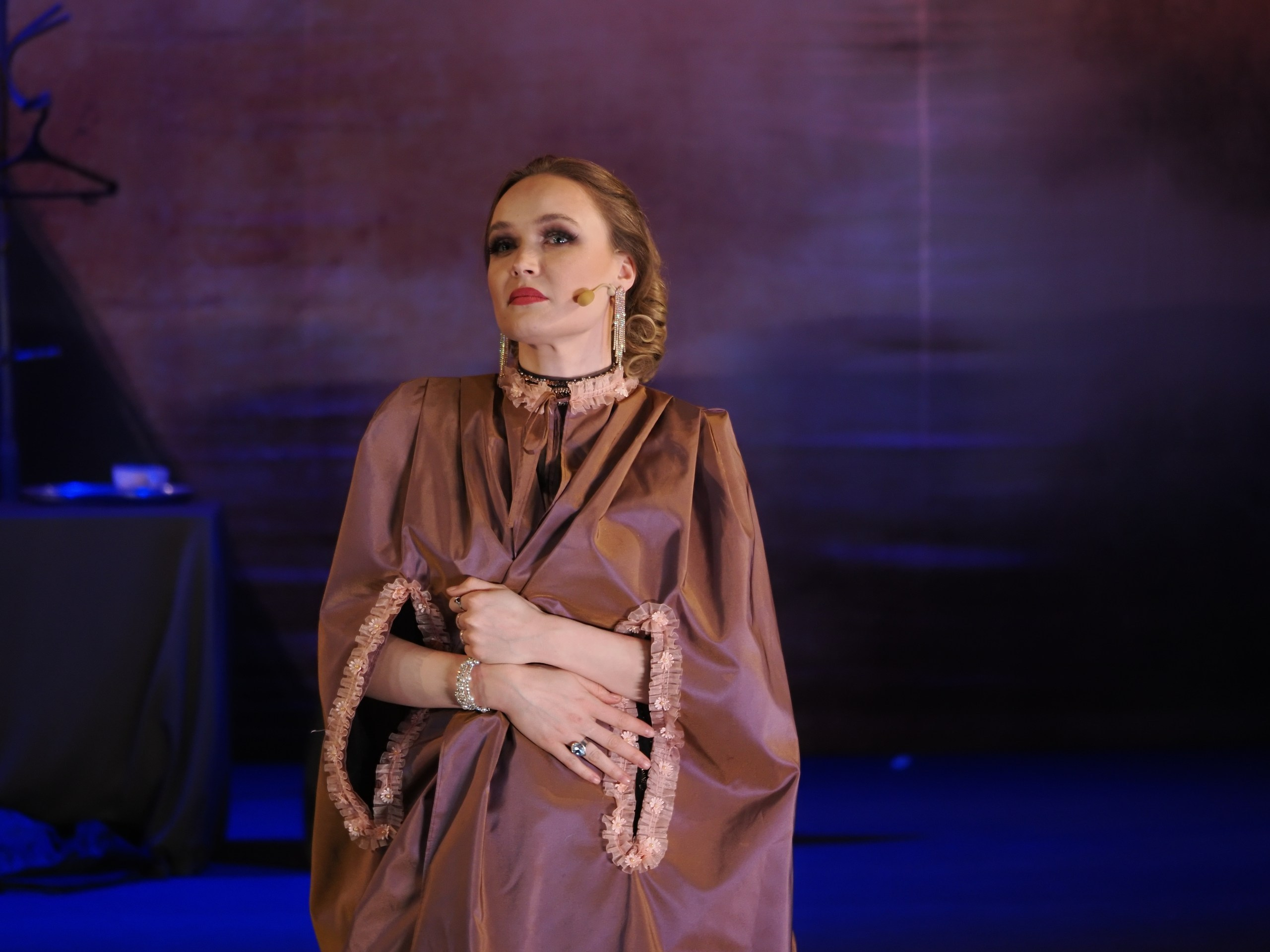 «БУФФ-ПАРАДИЗ» Летучая мышь (в Нск). Портретный и спортивный фотограф в Новосибирске и Твери Кононов Алексей