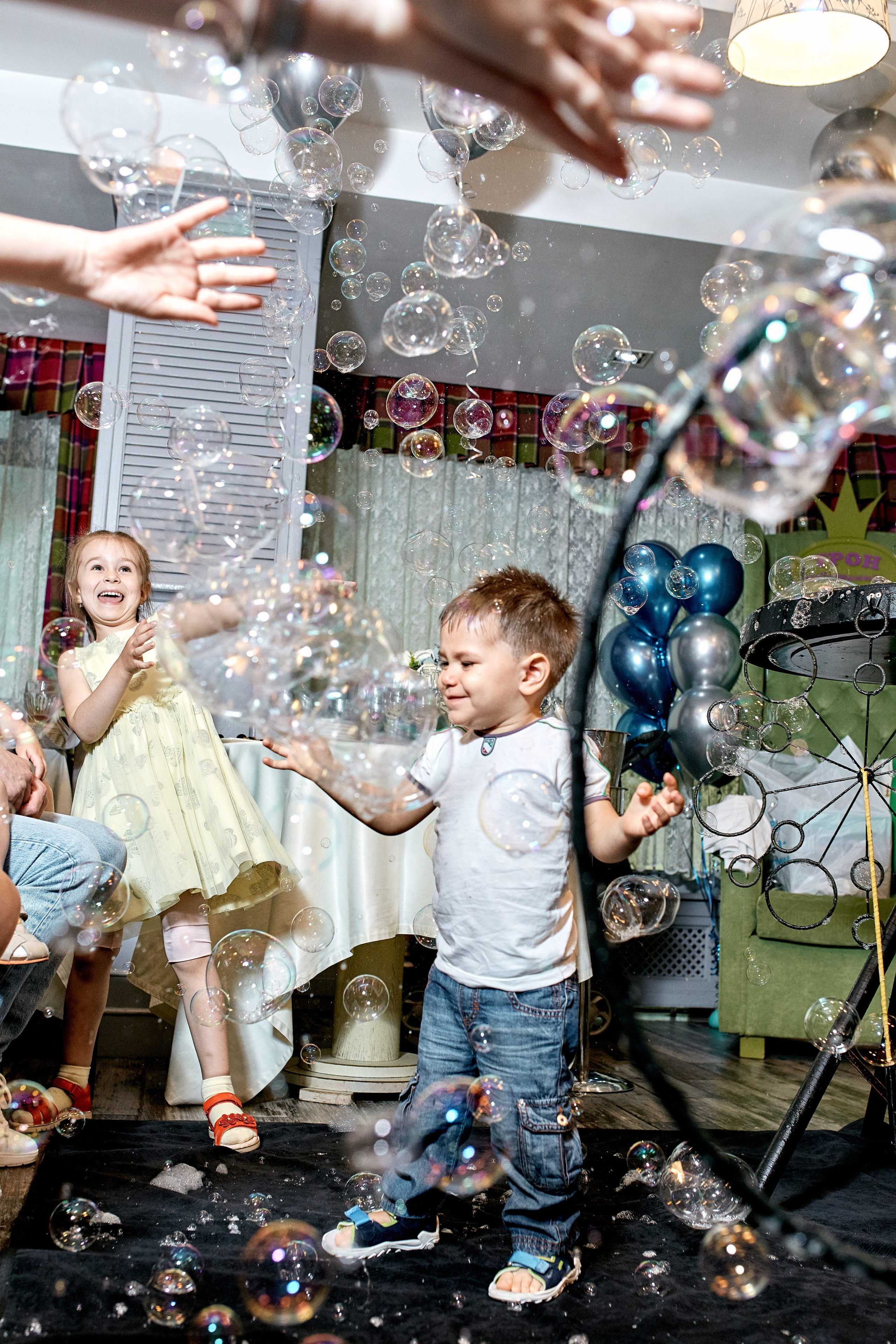 Фотограф на день рождения ребенка в Москве, заказать услуги фотосъёмки — Стоимость и цены на услуги фотографа на день рождения ребёнка