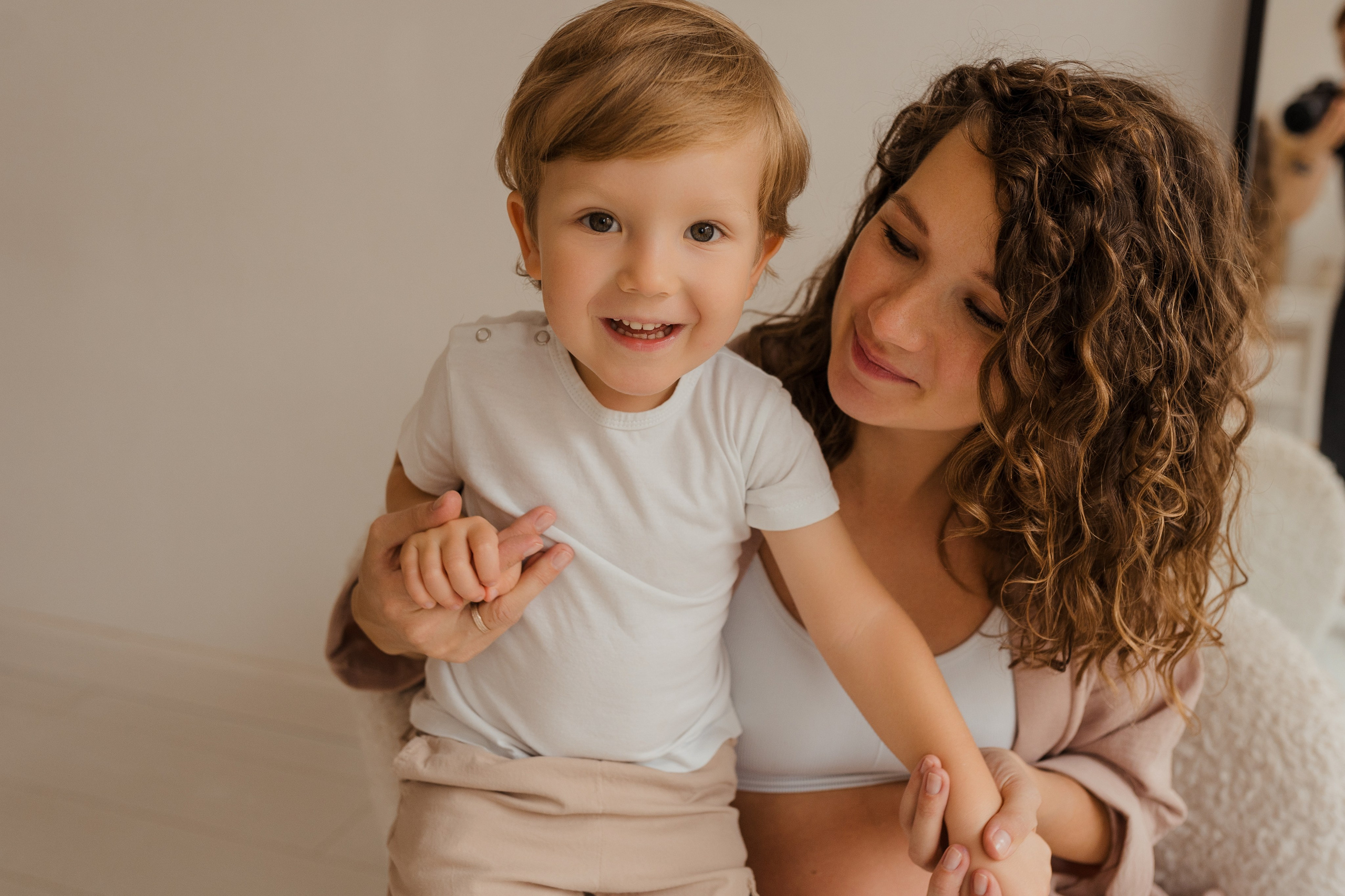 Семейная фотосессия в студии в Москве, семейный фотограф Анна Полушина. Свадебный фотограф в Москве Анна Полушина