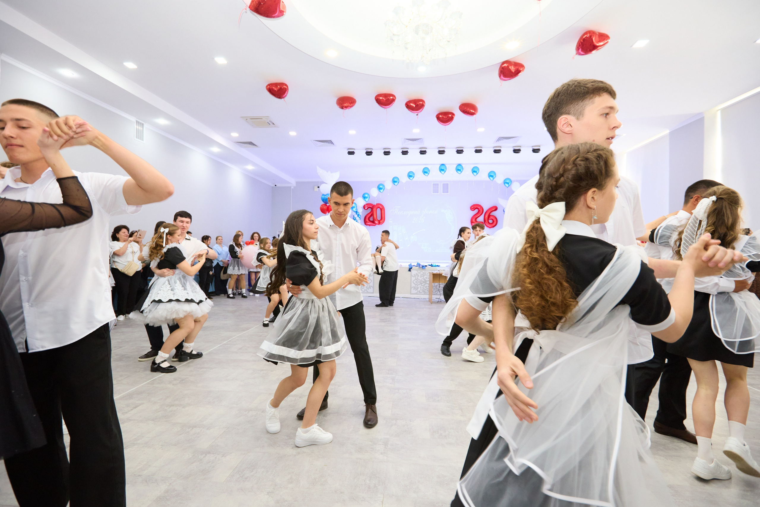 Последний звонок 6 шк 11А Саки. Фотограф в Крыму Светлана Викулова
