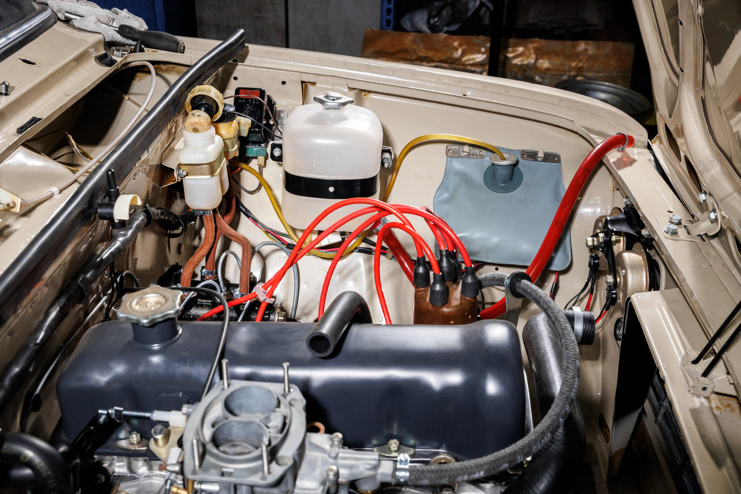 Автомобильная фотосъемка ВАЗ 2101 после реставрации в Бюро "Наследие"