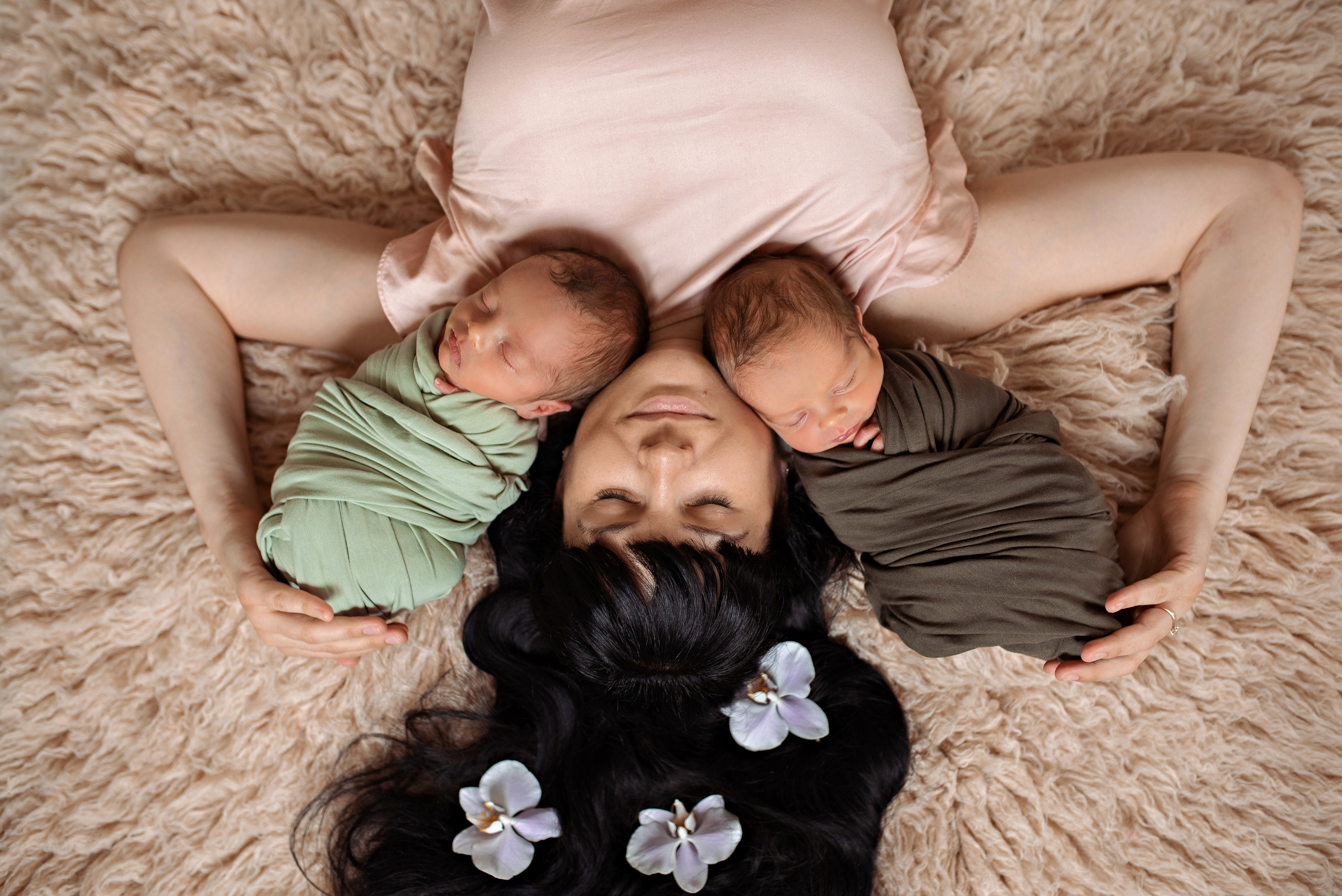 Двойняшки. Фотограф новорожденных и детей до года в Челябинске Иванова Елена