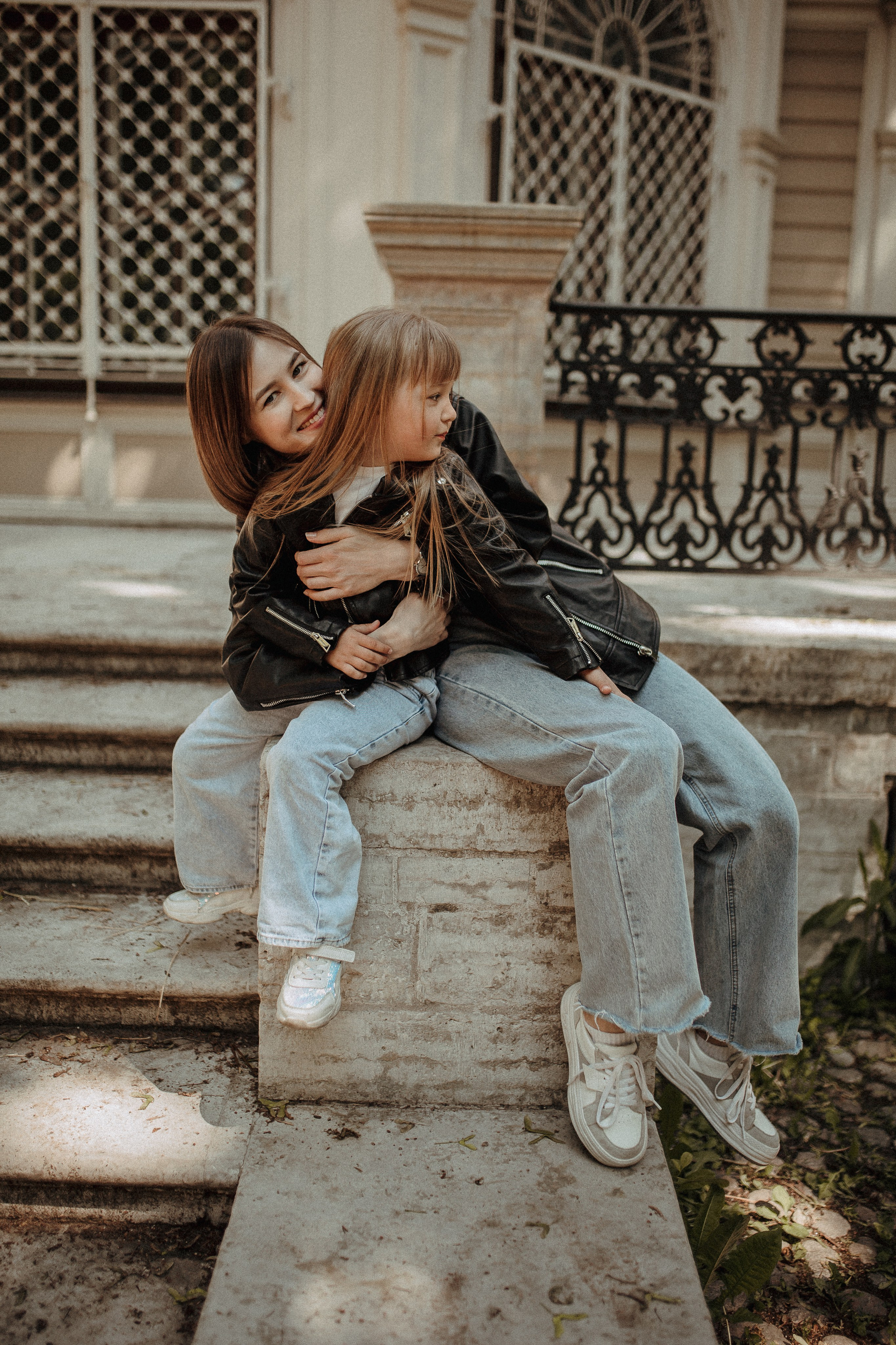 Елена и Алёна Петроградская сторона. Семейный и Свадебный фотограф в Санкт-Петербурге Плохая Екатерина