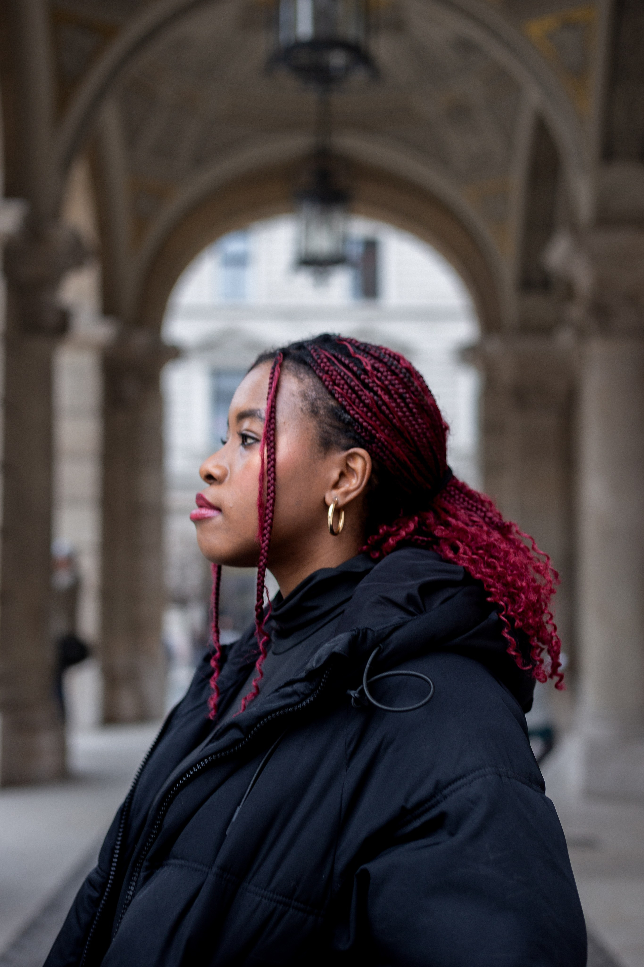 profile photo of a girl at the Budapest Opera House