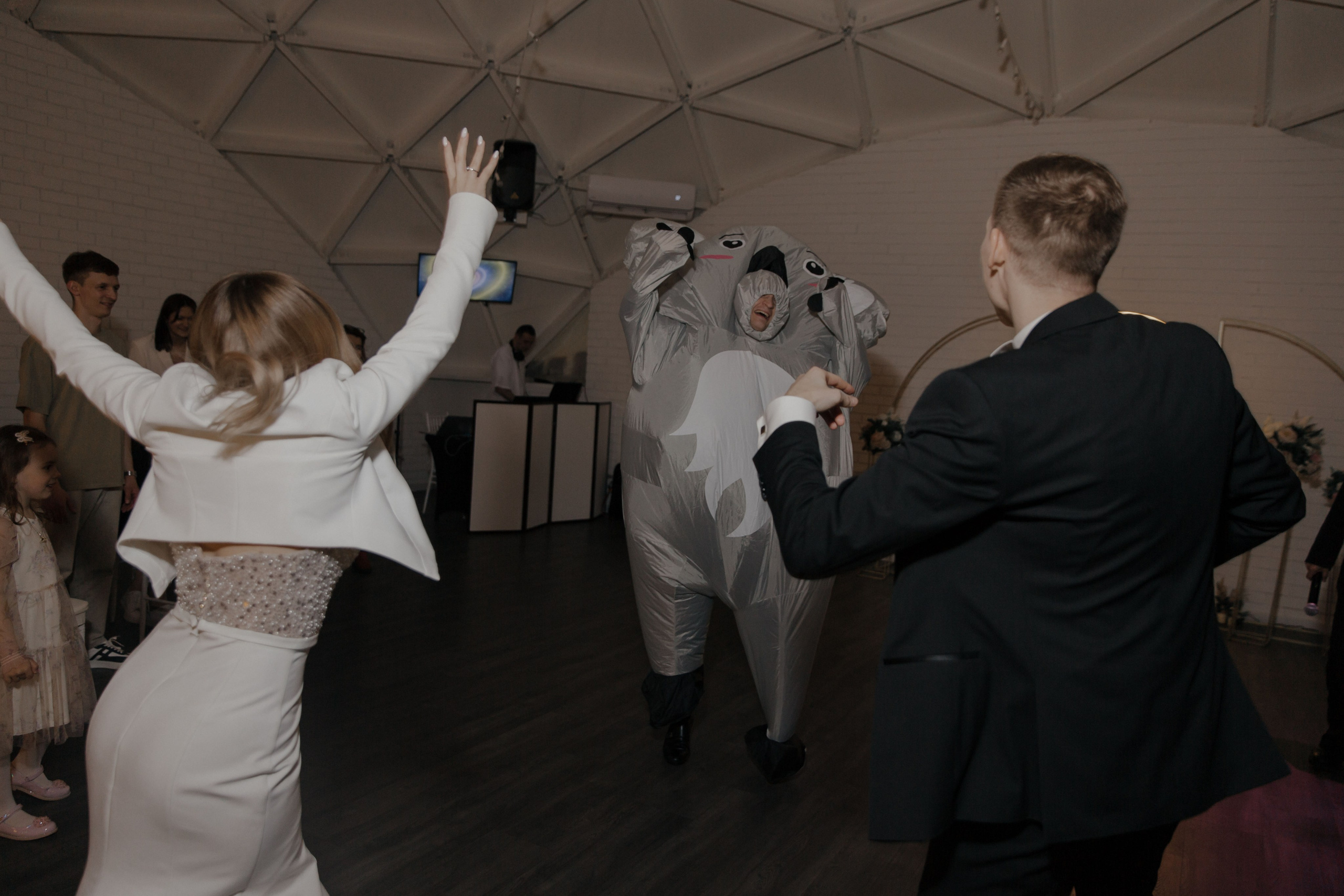 07.05.2024. RETOUCH-HOUSE