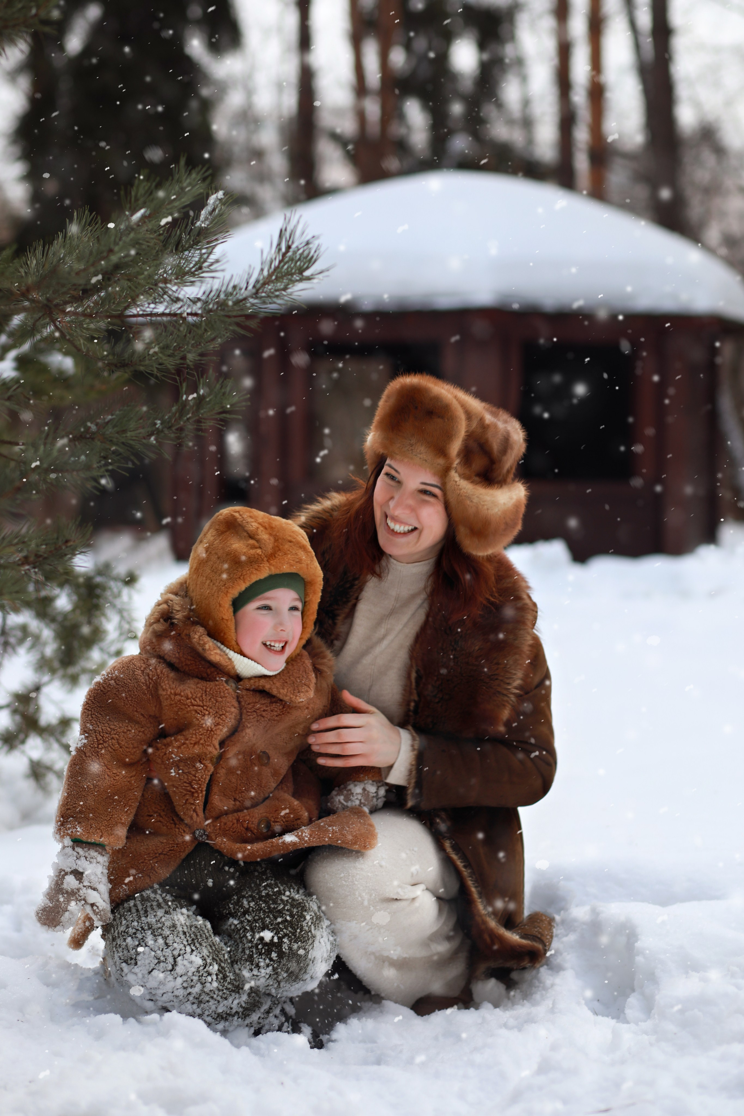 Деревня Бибирево мама и сын. Детский и семейный фотограф г. Москва Оксана Катаджи