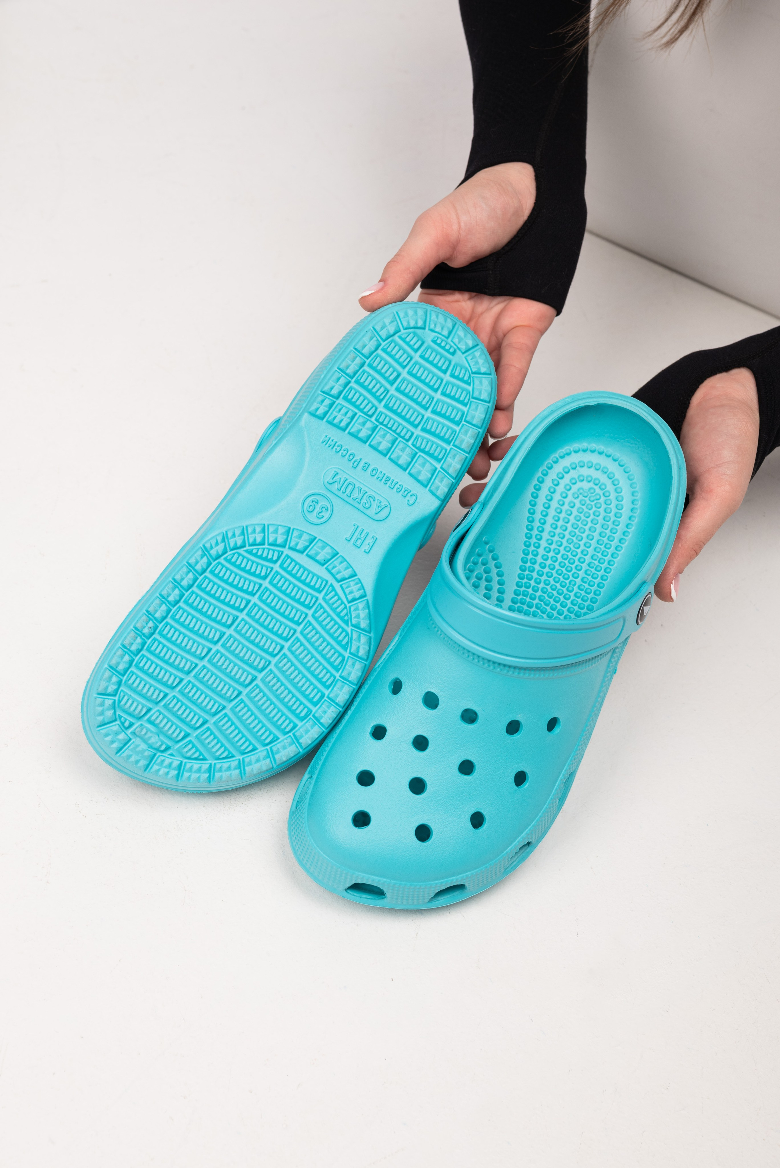 Кроксы. Предметный фотограф, фото для маркетплейсов Пятигорск, КМВ