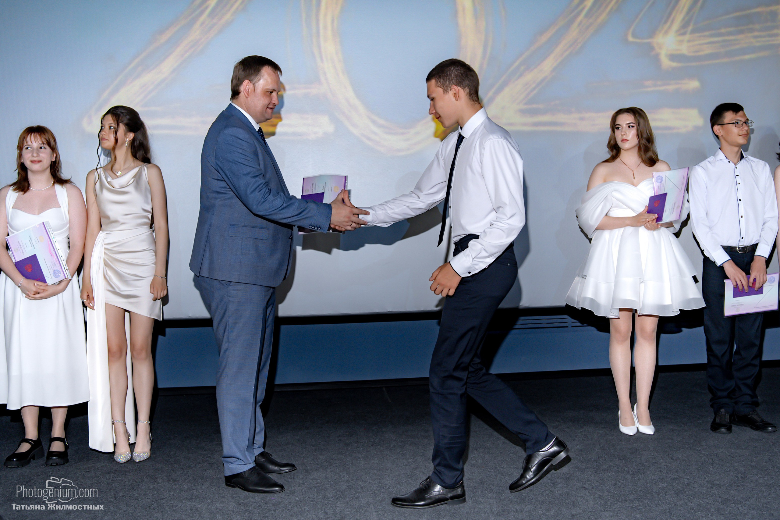 Выпускной 9"Д» класс школа № 35. Фотограф Нижний Новгород Татьяна Кейод