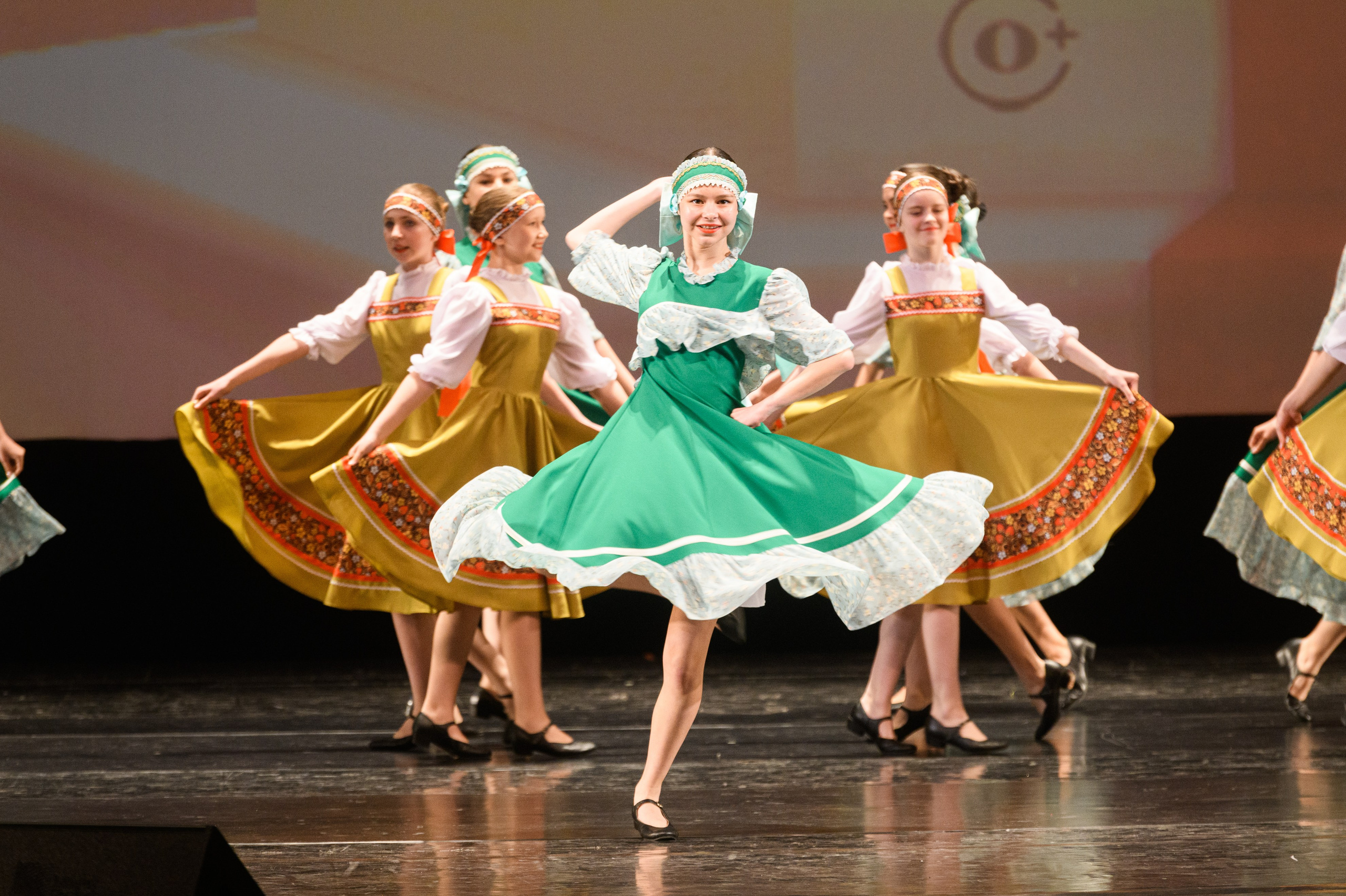 23 апреля, часть 1, БКЗ Октябрьский, г. Санкт-Петербург. Золотое яблочко