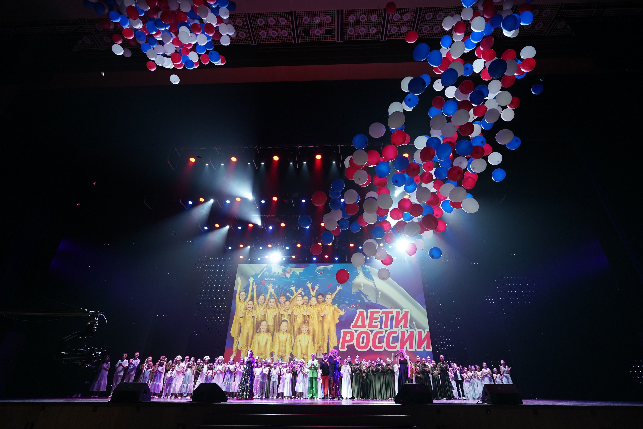 13 мая, г. Москва, Кремль. Золотое яблочко