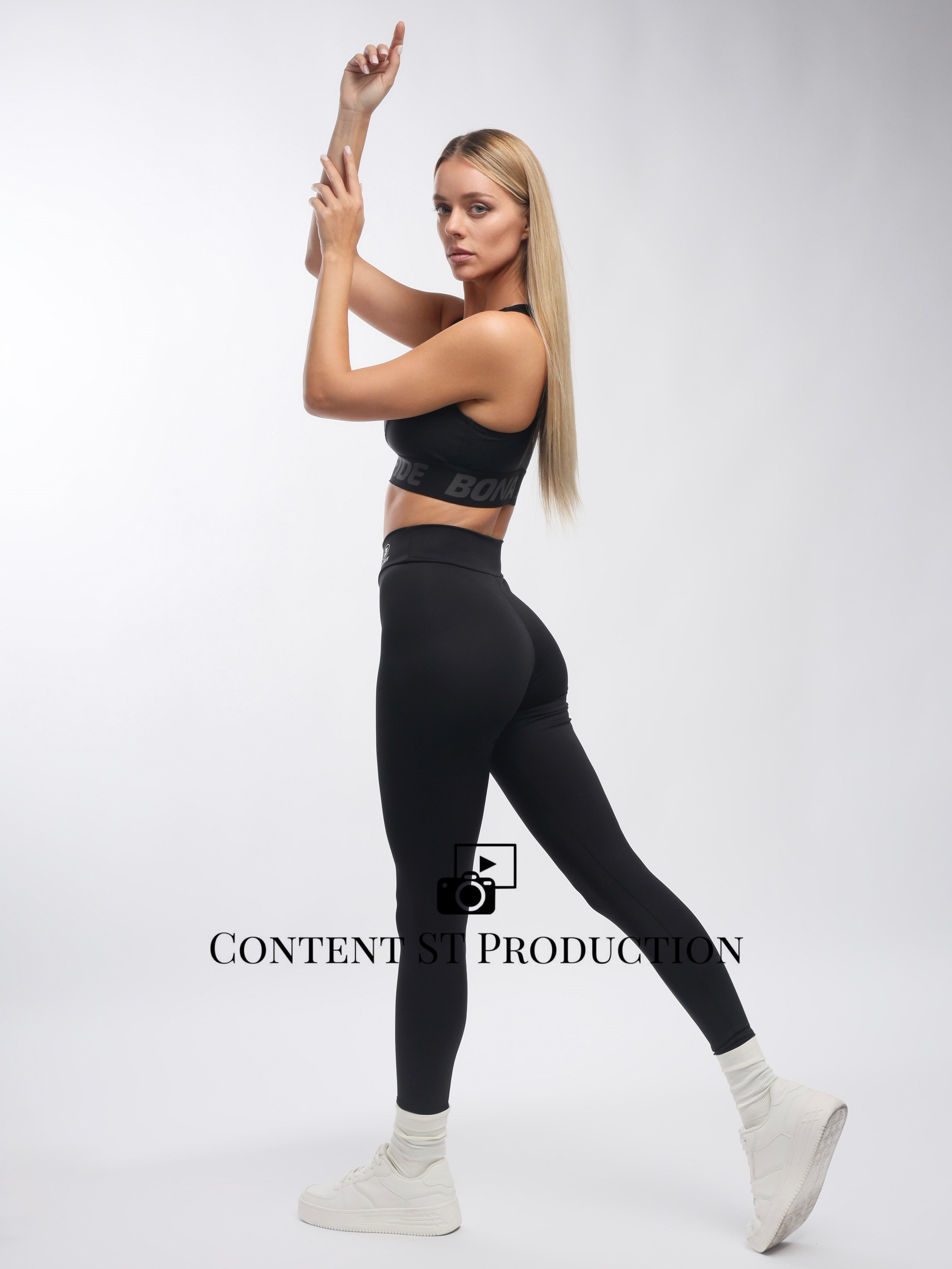 Съемка одежды для брендов, маркетплейса. Contentstproduction