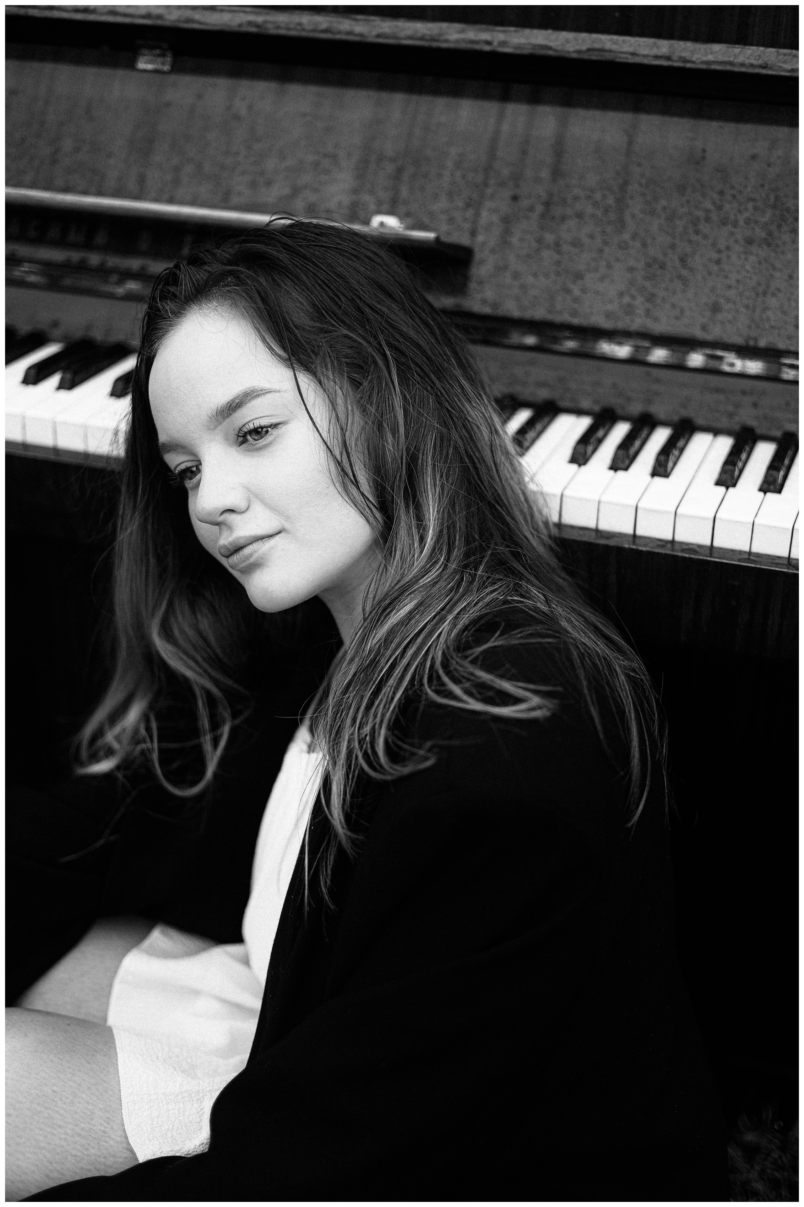 Валерия. Портретный фотограф в Орле. Готовые фото за 3 дня! Помощь в позировании. Советы по организации