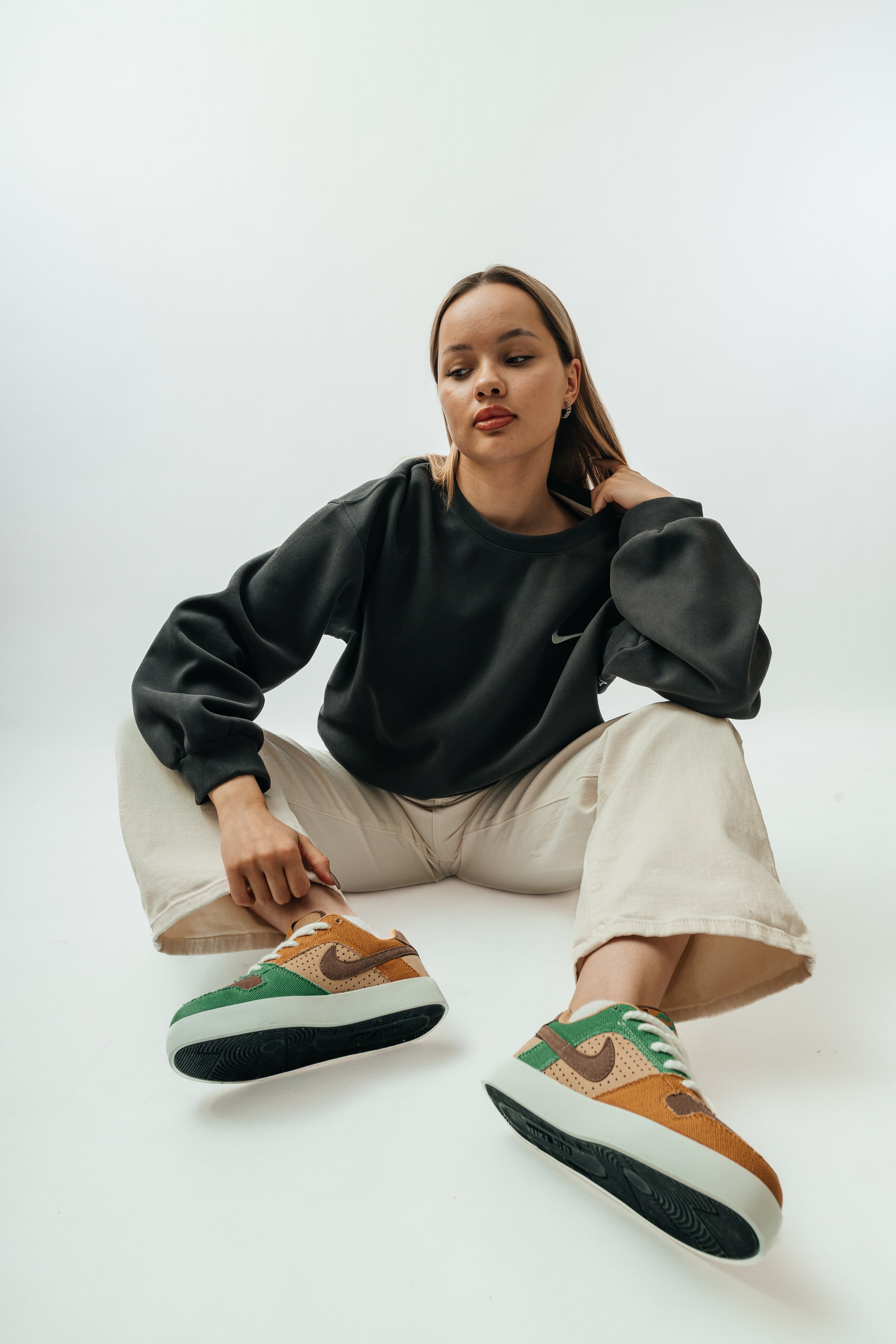 Фотосессия для маркетплейсов OZON, WB, Мегамаркет. Модельное агентство. Александр Оношкин. Свадебный фотограф в Екатеринбурге