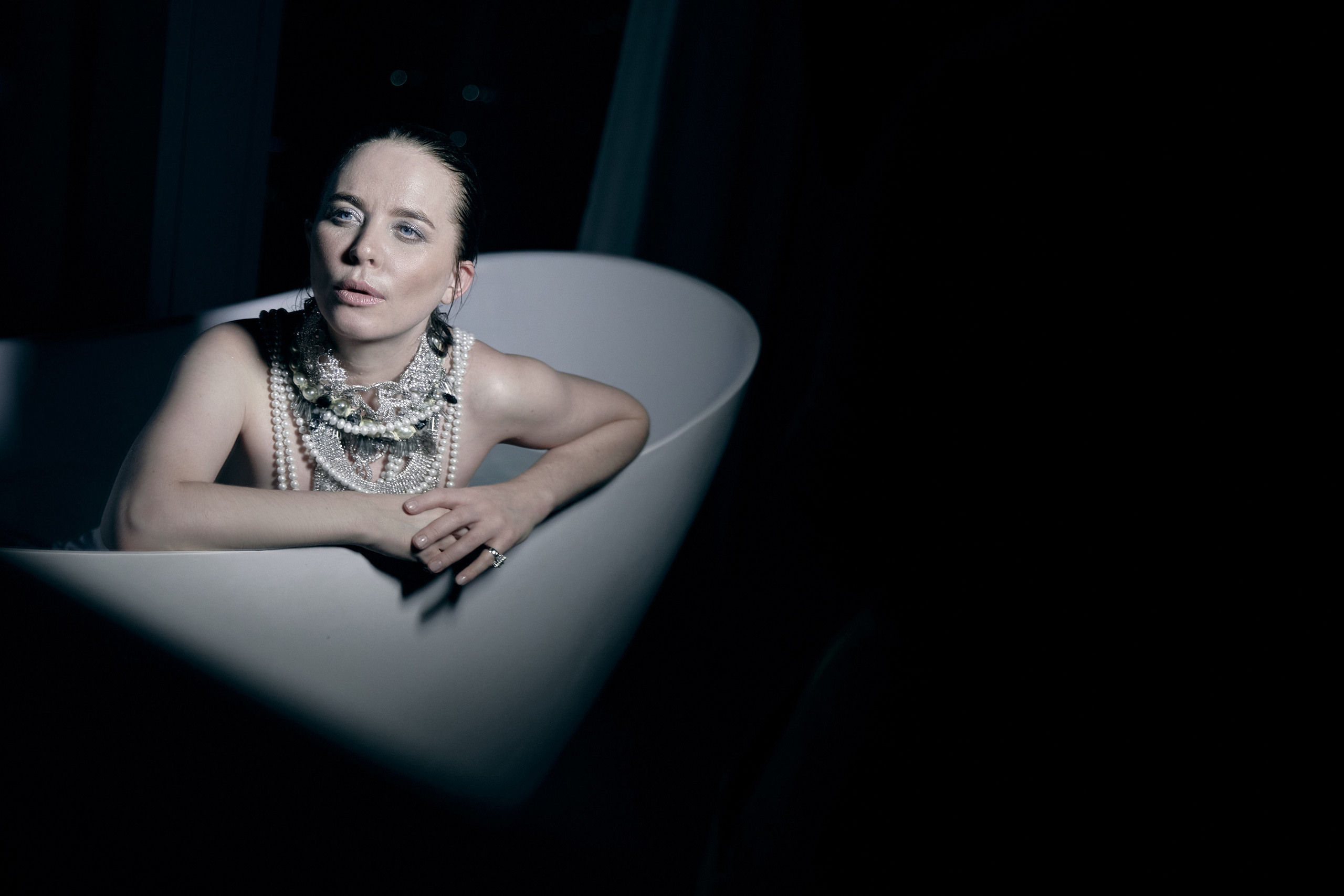 MARINA MURAVYEVA. Yulia Otroschenko