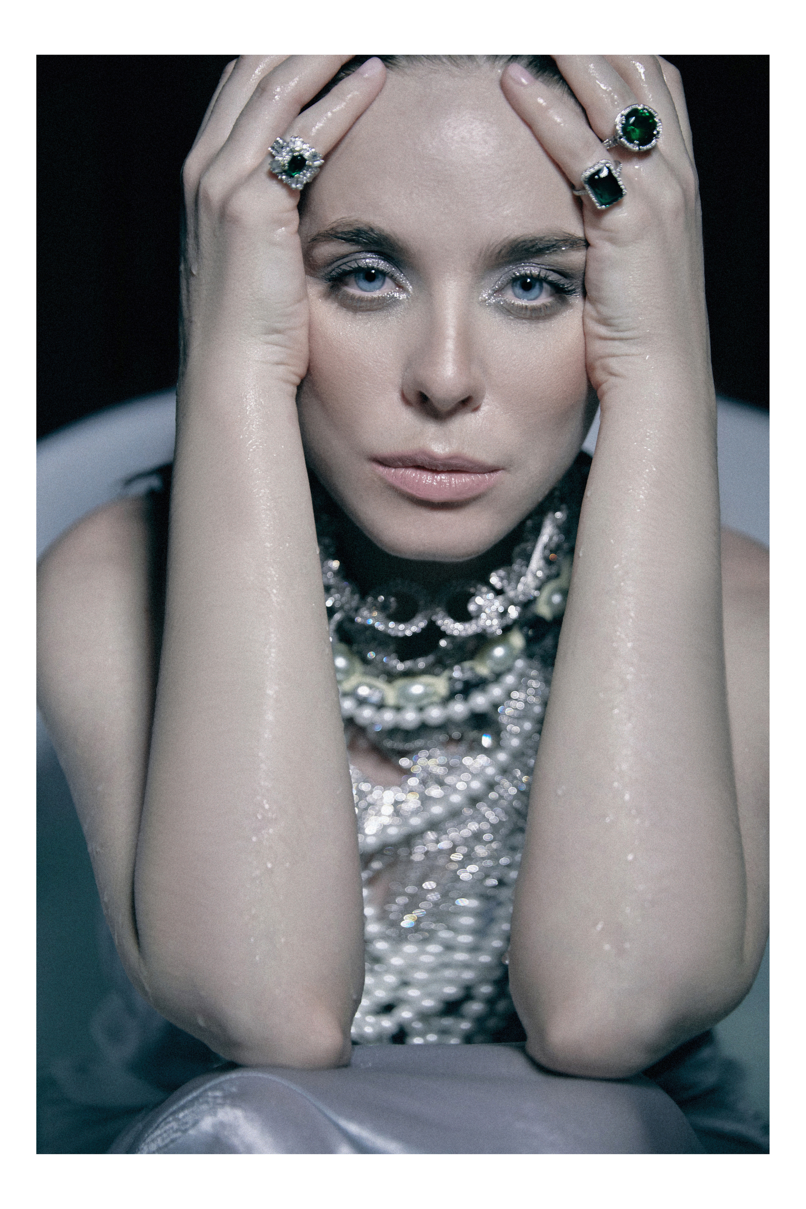 MARINA MURAVYEVA. Yulia Otroschenko