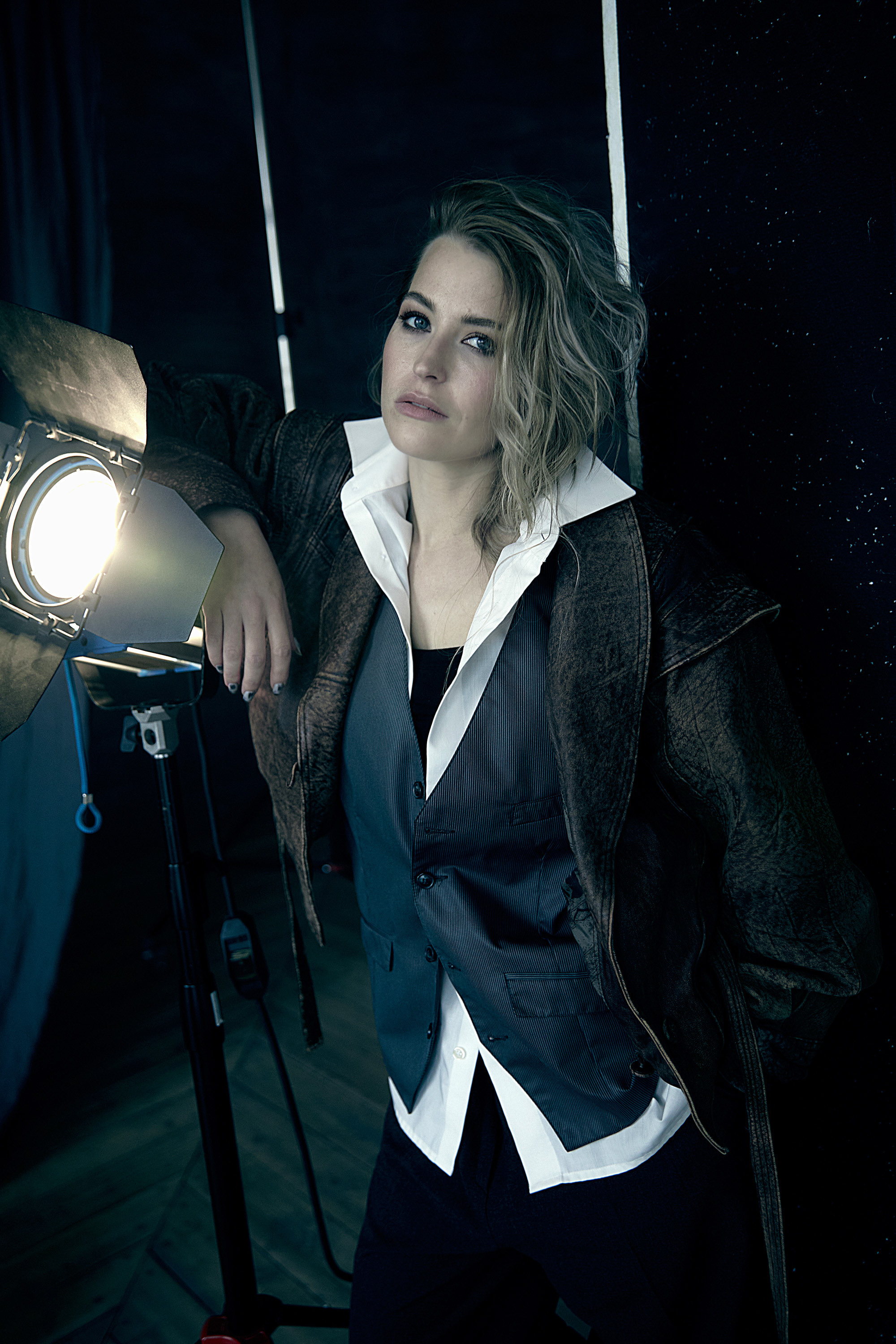 KSENIA. Yulia Otroschenko