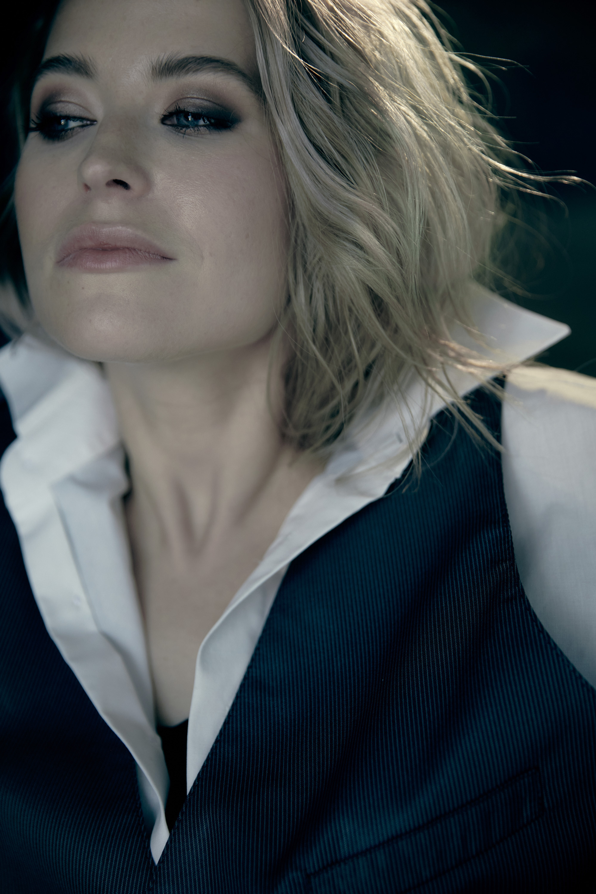 KSENIA. Yulia Otroschenko