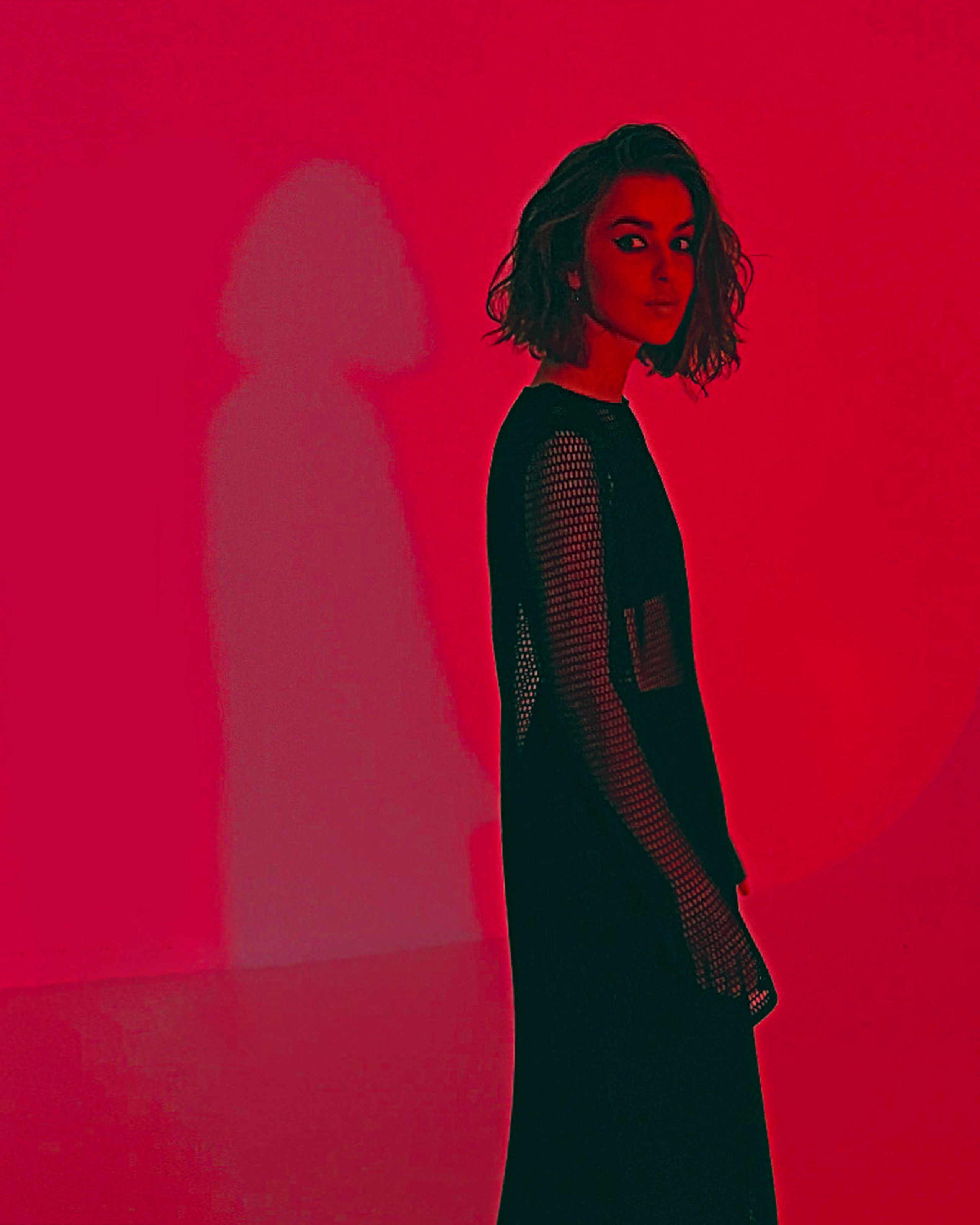 DEVIL IN ME. Yulia Otroschenko