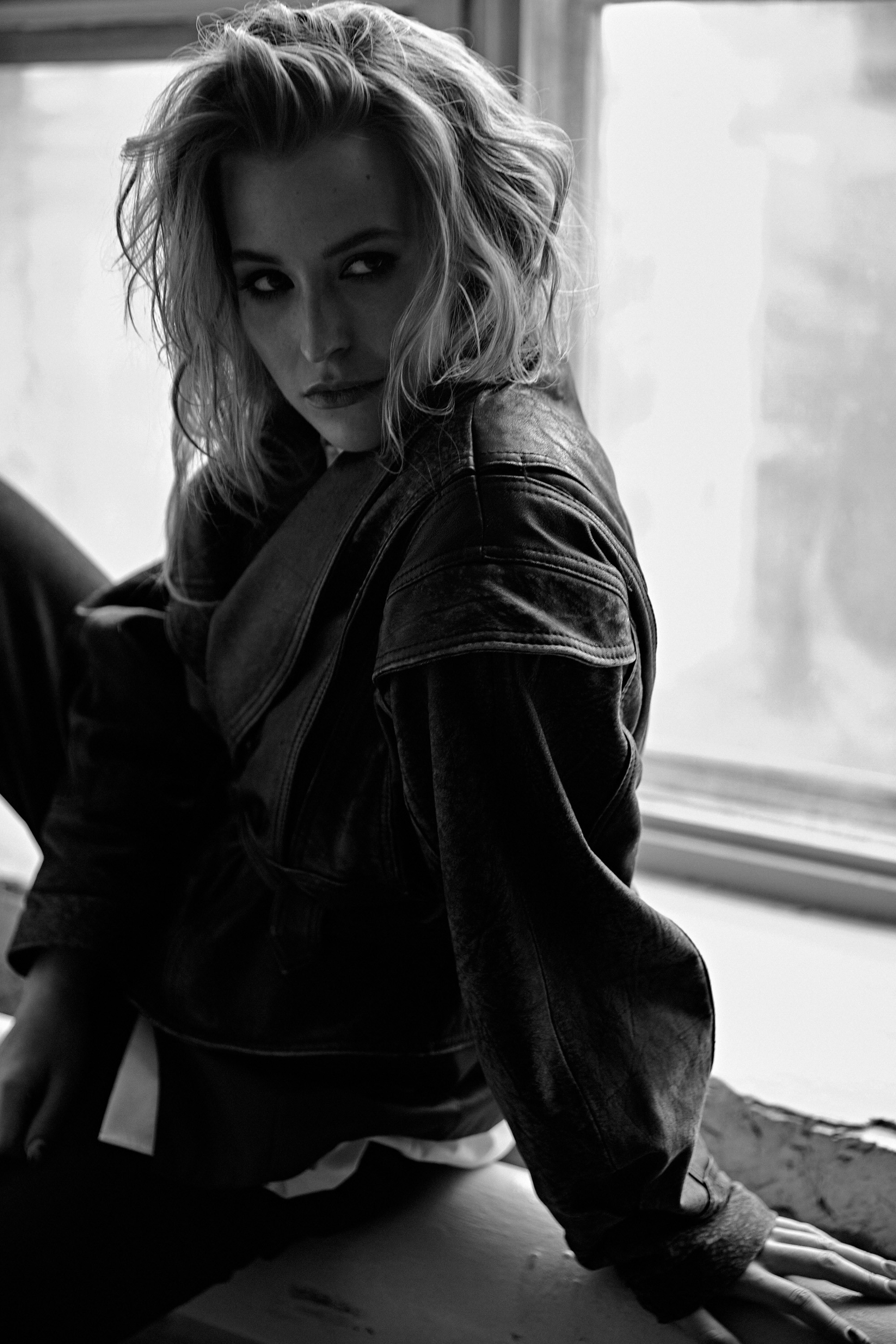 KSENIA. Yulia Otroschenko