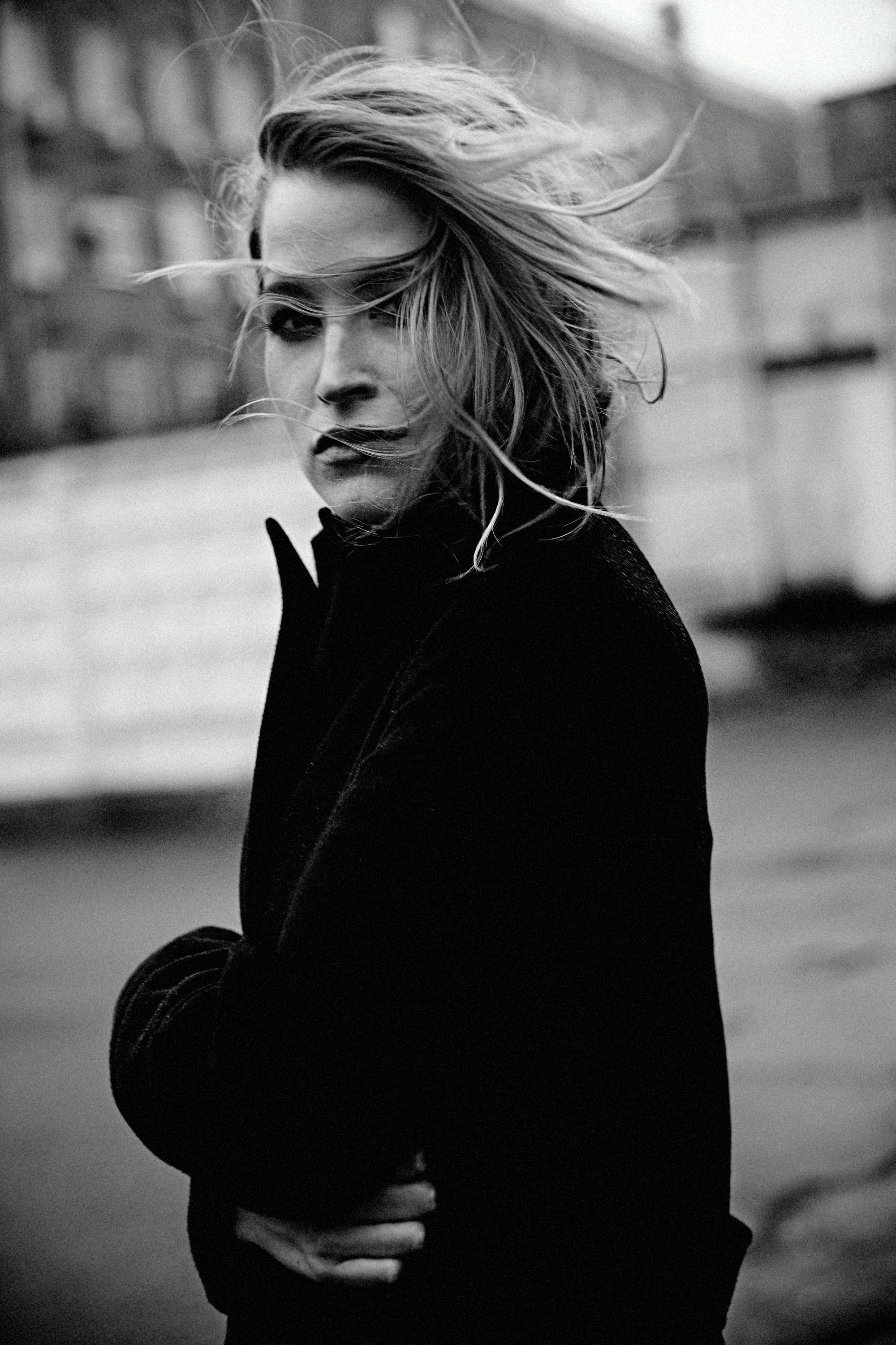 KSENIA. Yulia Otroschenko