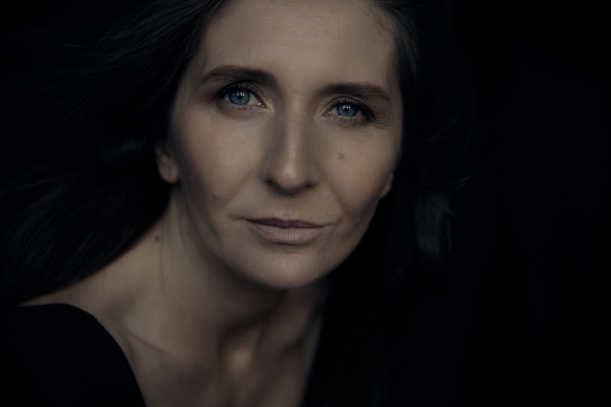 SVETLANA. Yulia Otroschenko