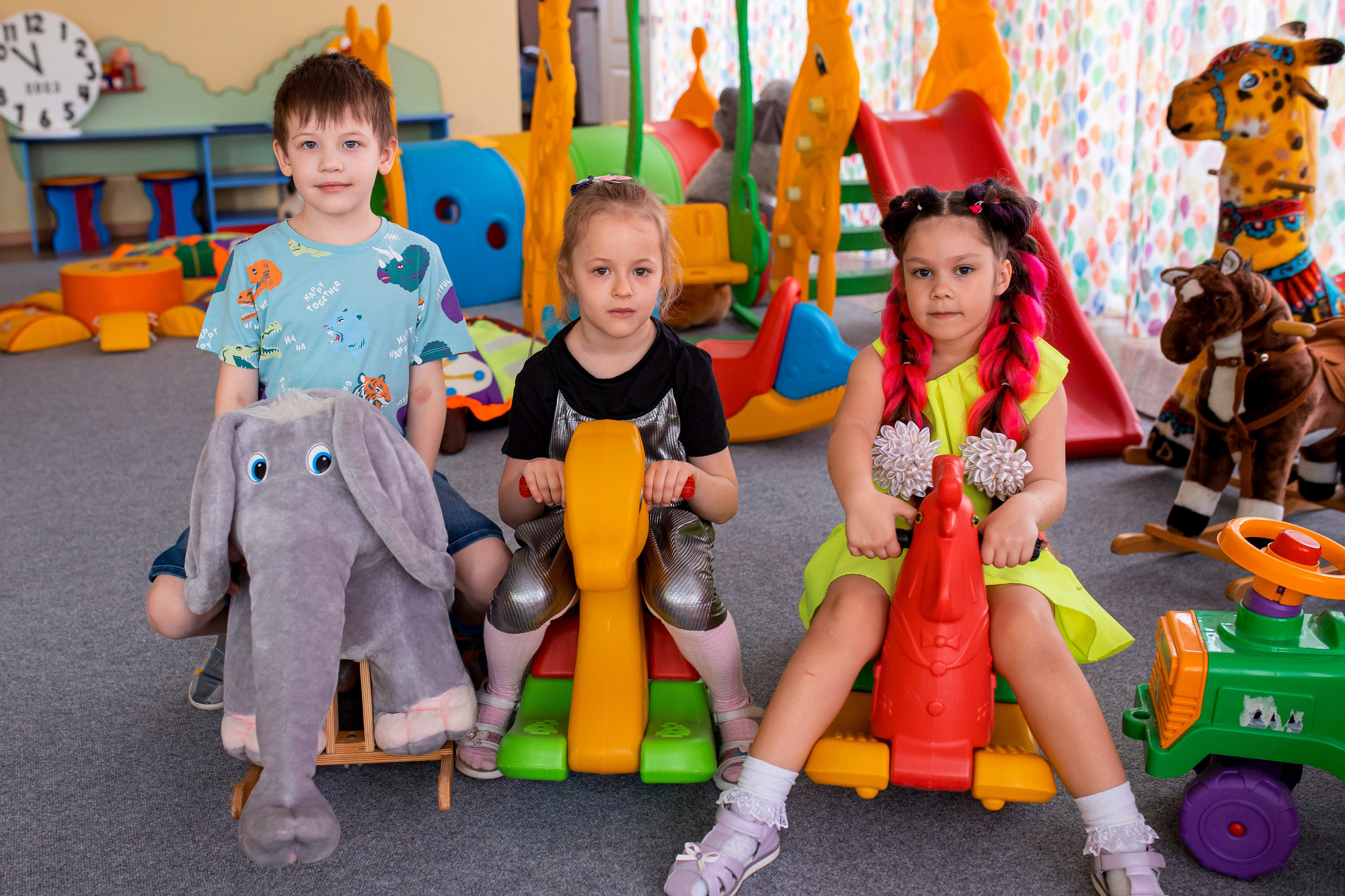 Выпускница Милена с группой. Семейный и детский фотограф город Тында Дарья