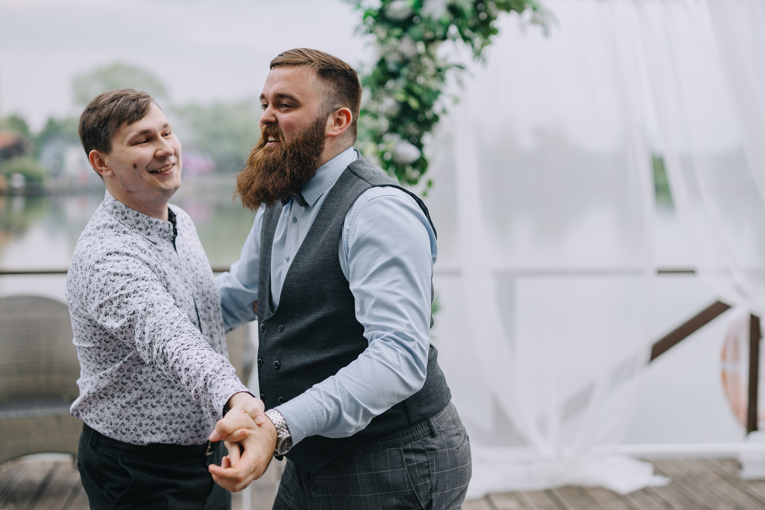 Белая арка. Александр Антонов. Профессиональный свадебный, репортажный фотограф в Москве, Подольске. Фото+Видео на любой праздник