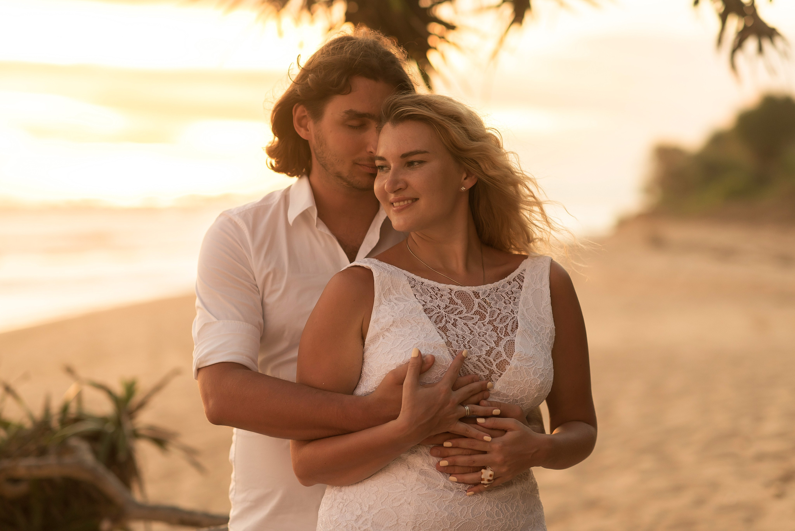 Love on the Sand. Wedding and Destination photographer Rustam Kalimullin