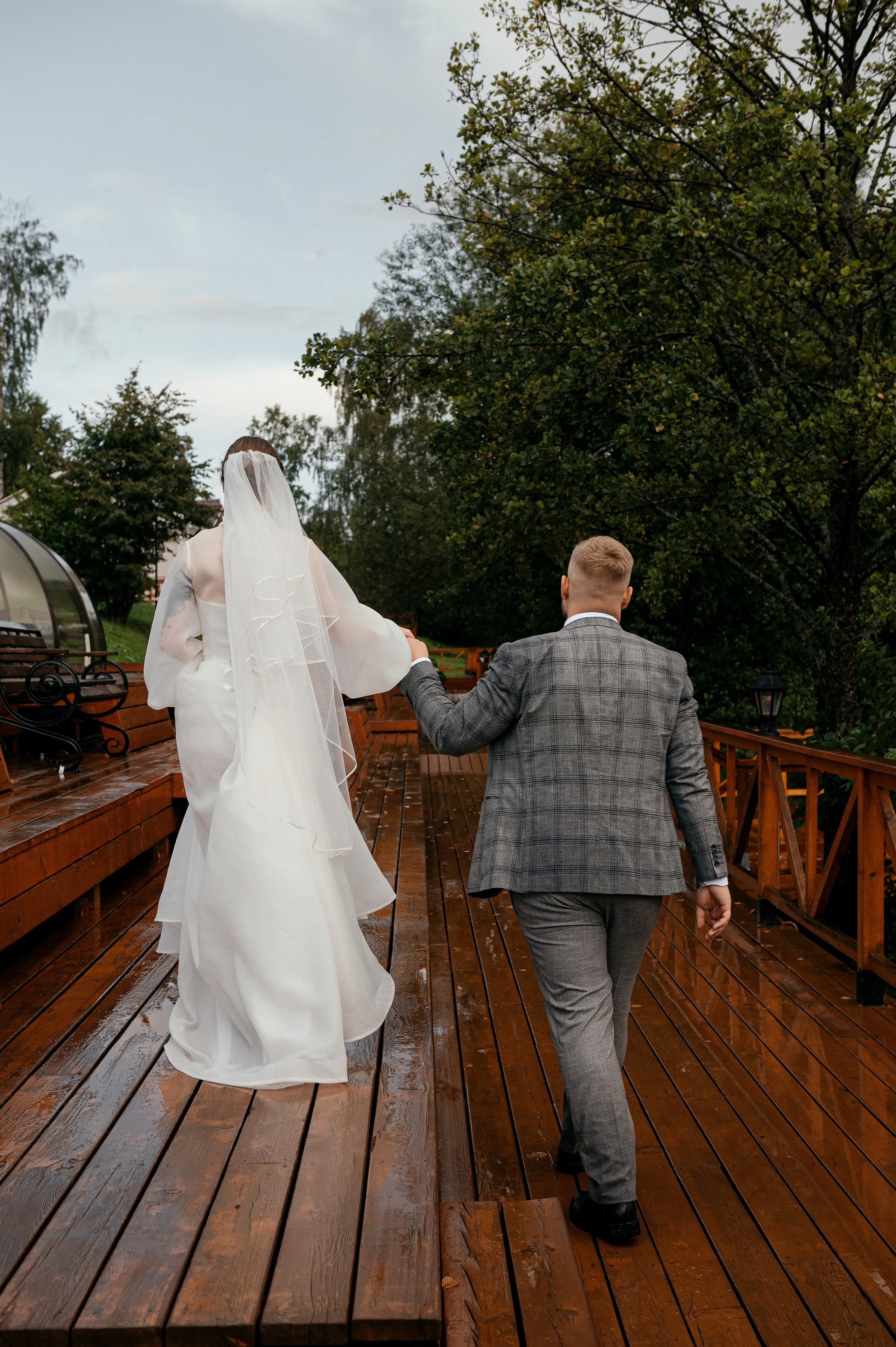 Дождик свадьбе не помеха! Гребнево, Барин. Свадебный и семейный фотограф Виктория Носачёва. Щелково, Москва и МО