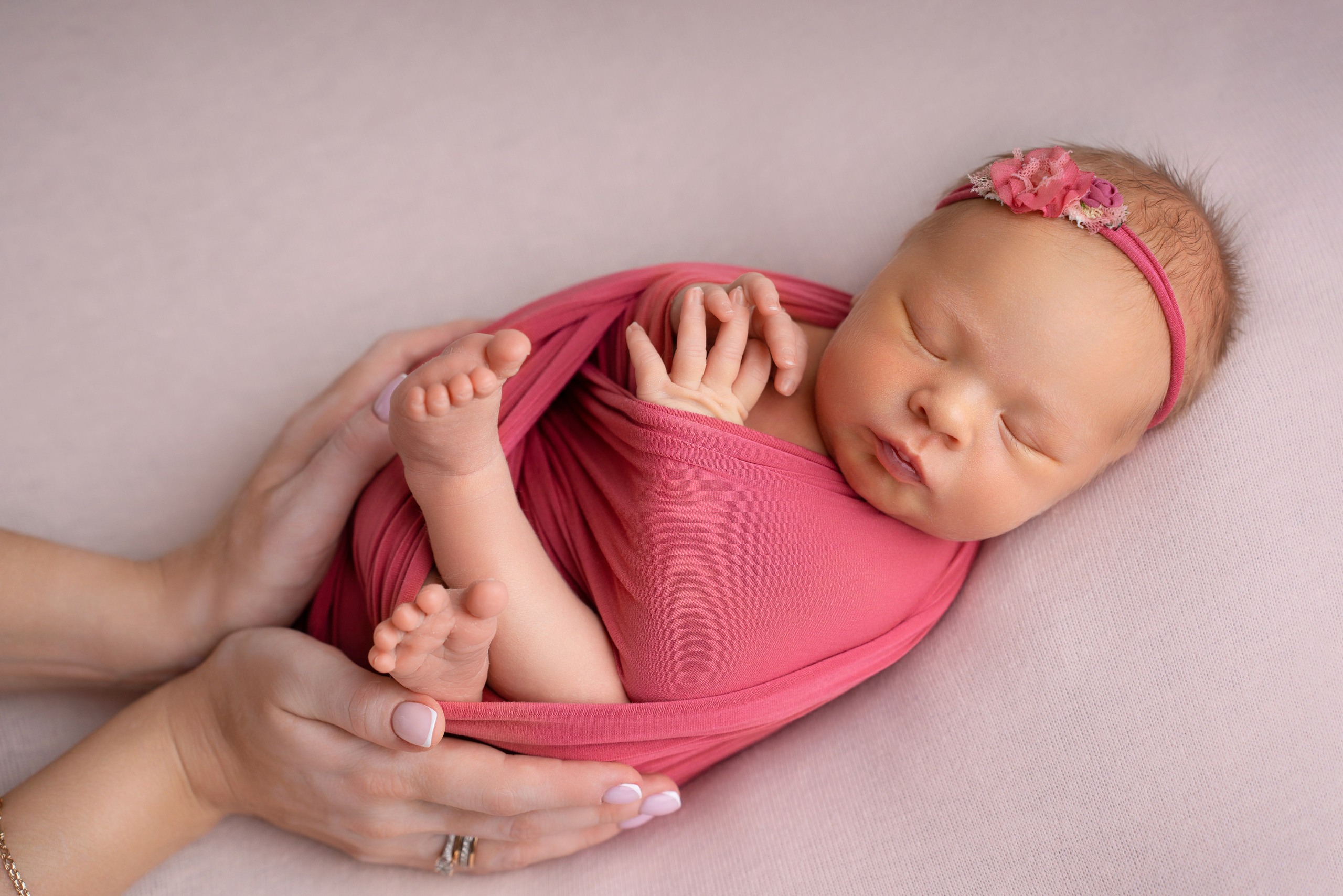 Ньюборн. Фотограф новорожденных Оренбург и свадебный фотограф Оренбург