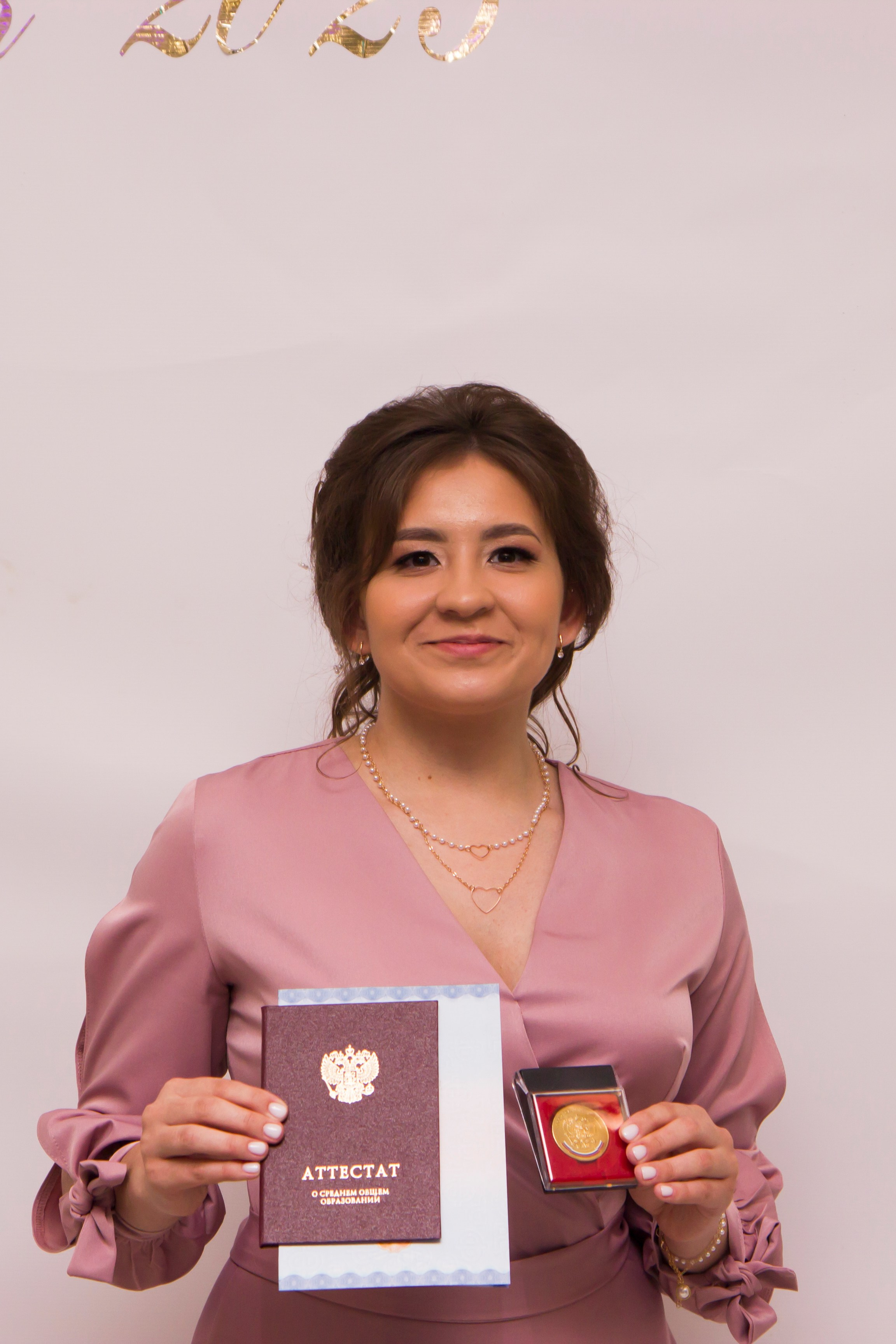 Вручение аттестатов. Семейный и детский фотограф