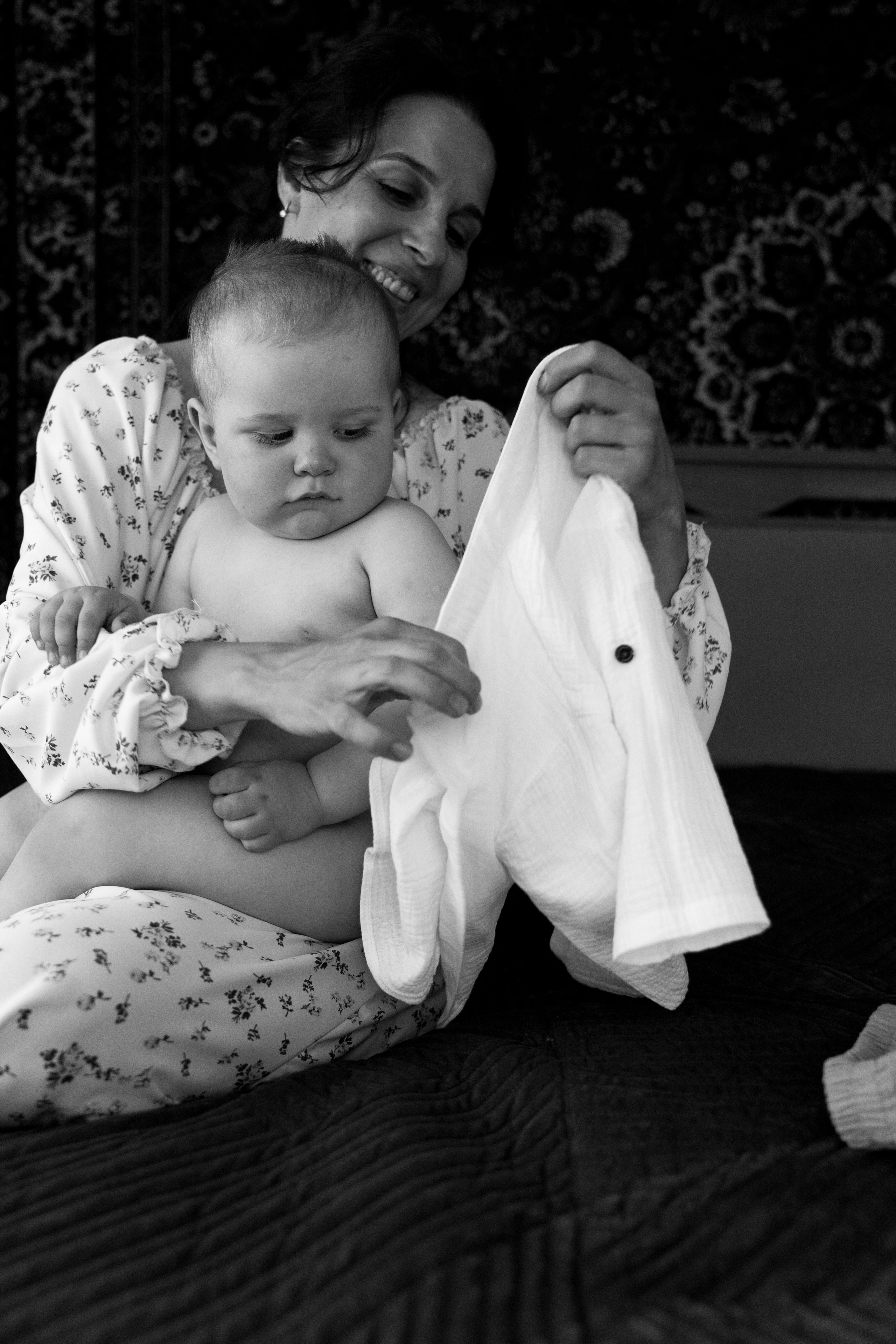 МАТЕРИНСТВО — ЭТО ПУТЬ, ГДЕ МАЛЕНЬКИЕ ЛАДОШКИ ВЕДУТ К БОЛЬШИМ ОТКРЫТИЯМ. Семейный и детский фотограф Анна Бренч