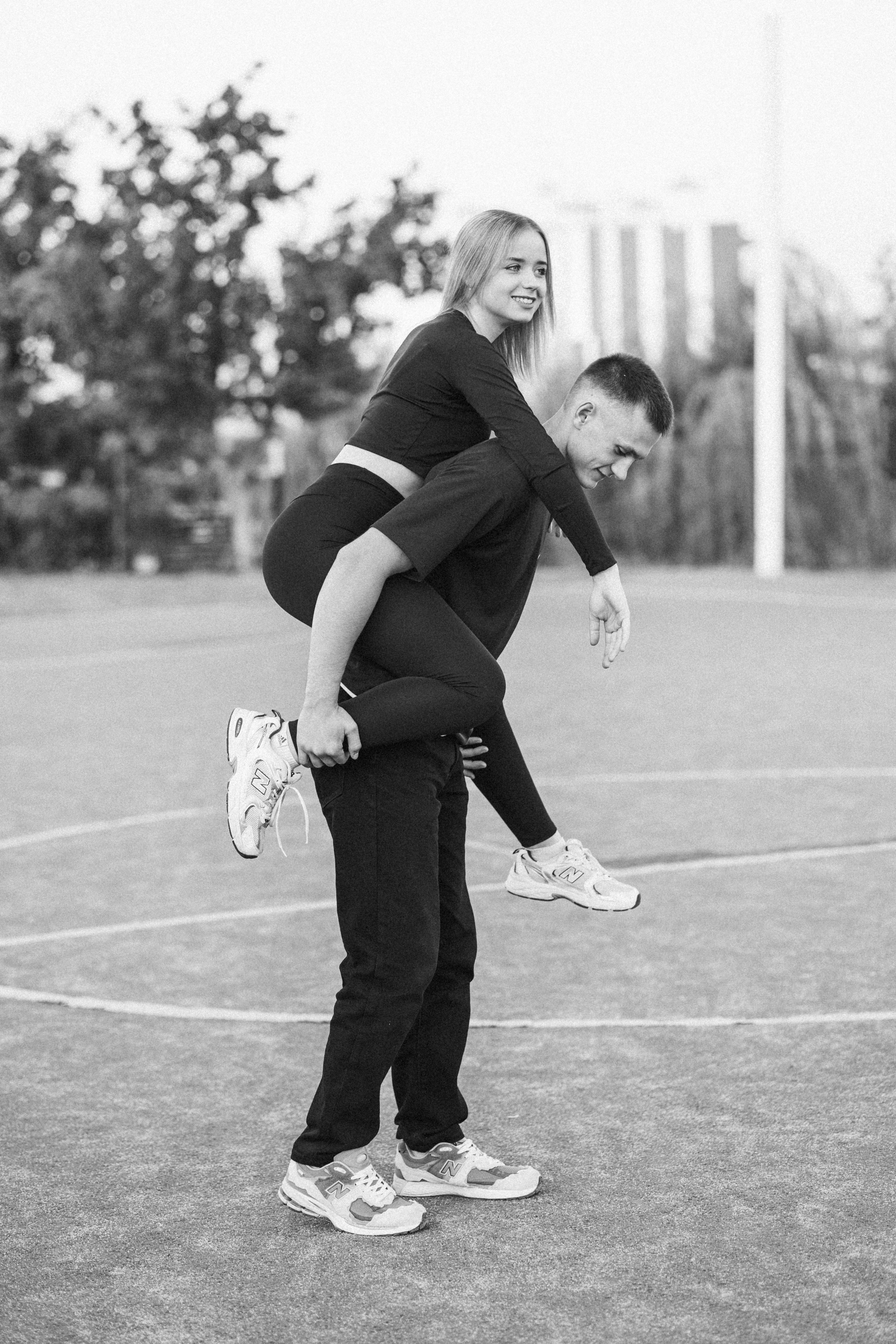 На спорт площадке (Настя+Игорь). Photograph Svetlana Volkova