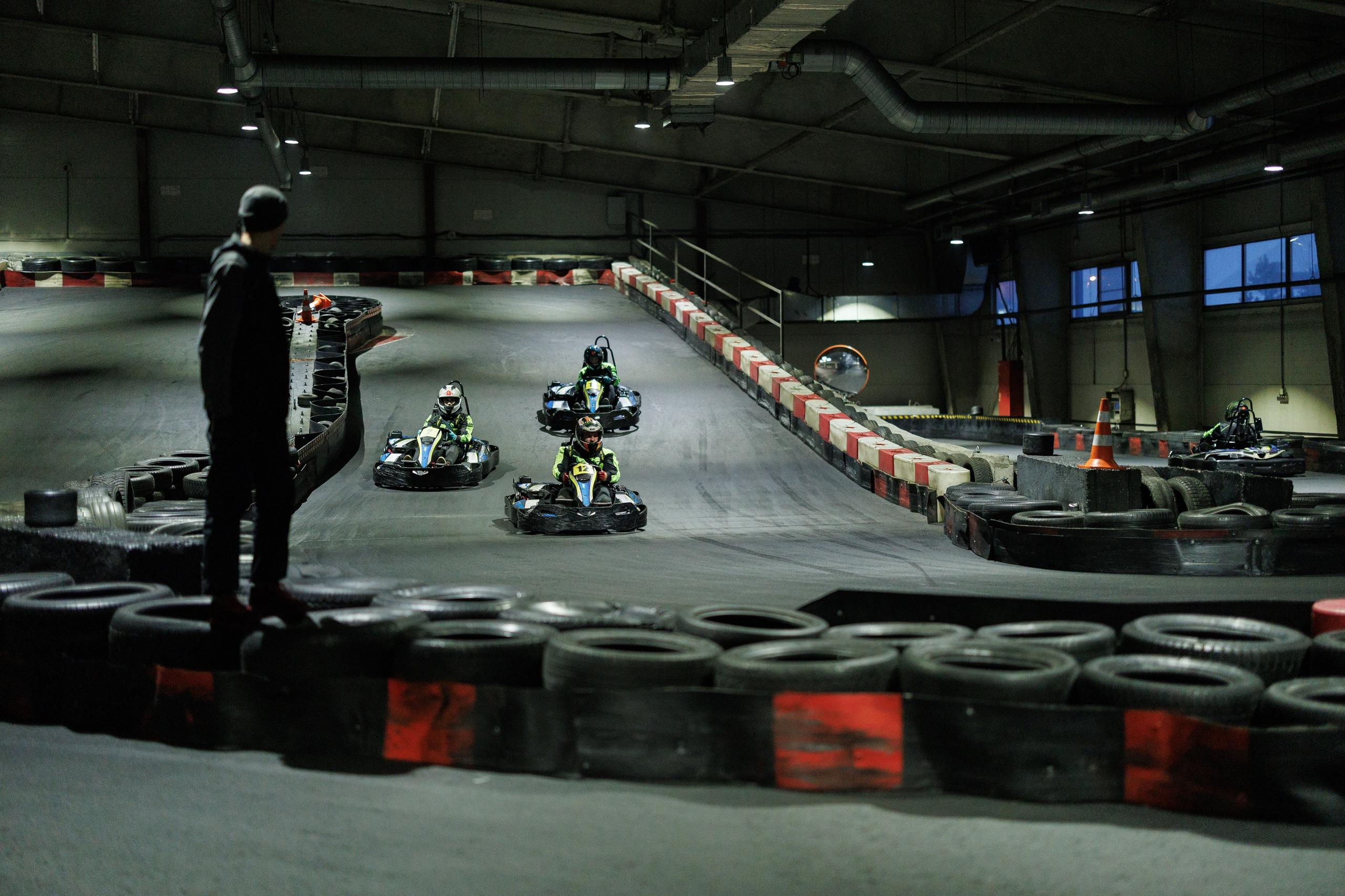 Turba karting hall — корпоративные соревнования. Контент для бизнеса в Екатеринбурге Полдень Медиа